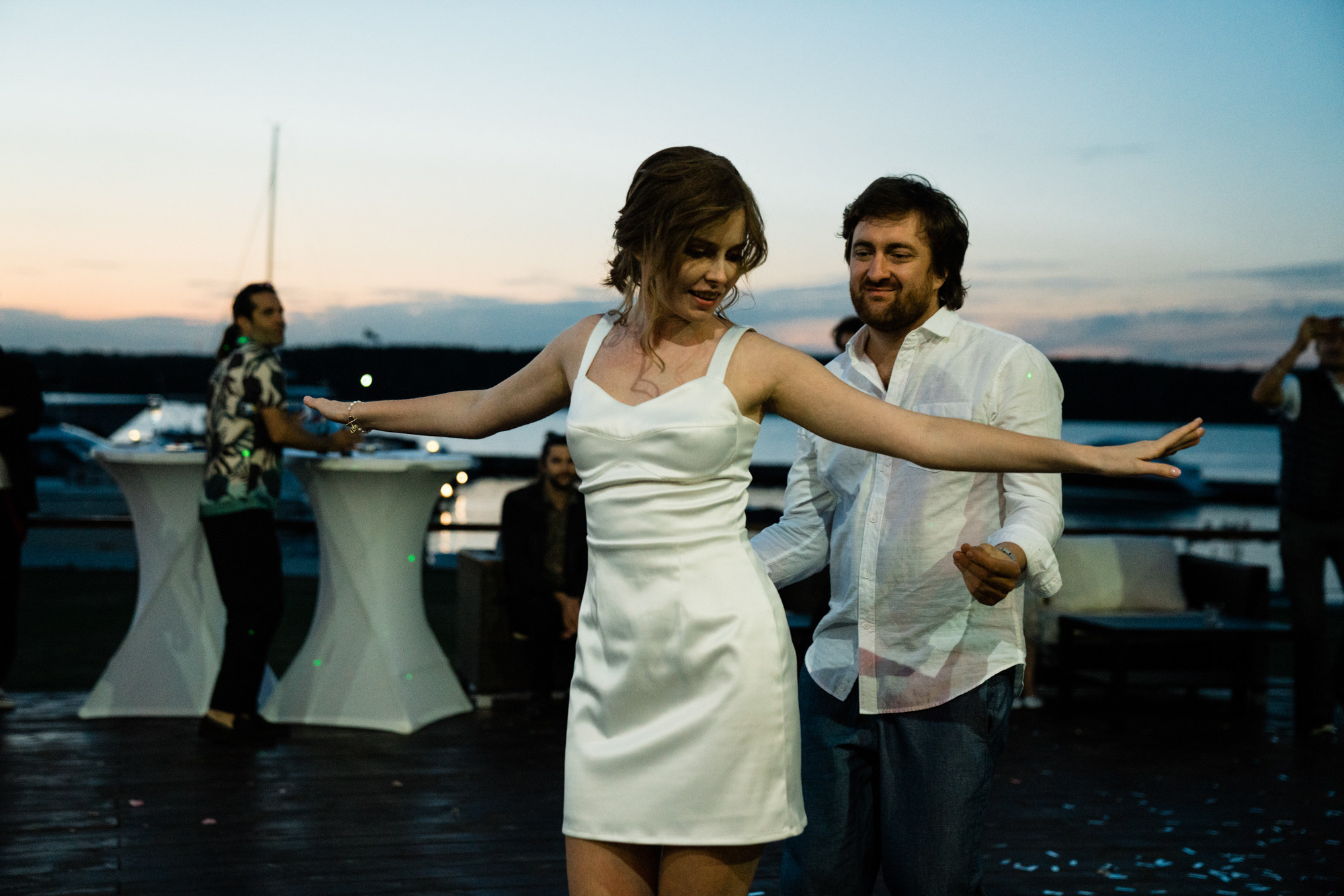 Hochzeitsfotografie im Yachtclub Ammersee und in der Schweiz. Inna Zaytseva Photography | Fotografin in München | Content Creation