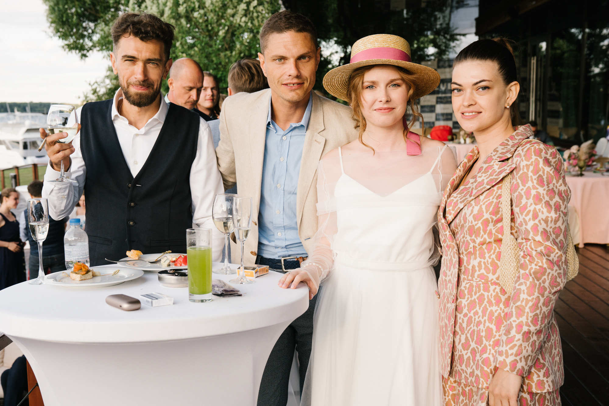 Hochzeitsfotografie im Yachtclub Ammersee und in der Schweiz. Inna Zaytseva Photography | Fotografin in München | Content Creation