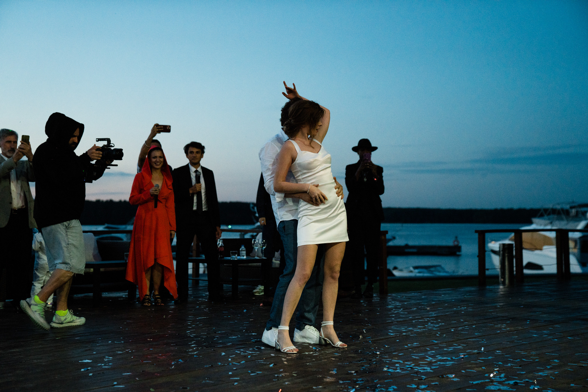 Hochzeitsfotografie im Yachtclub Ammersee und in der Schweiz. Inna Zaytseva Photography | Fotografin in München | Content Creation