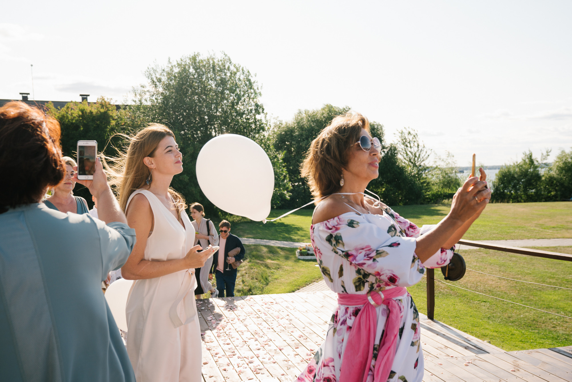 Hochzeitsfotografie im Yachtclub Ammersee und in der Schweiz. Inna Zaytseva Photography | Fotografin in München | Content Creation