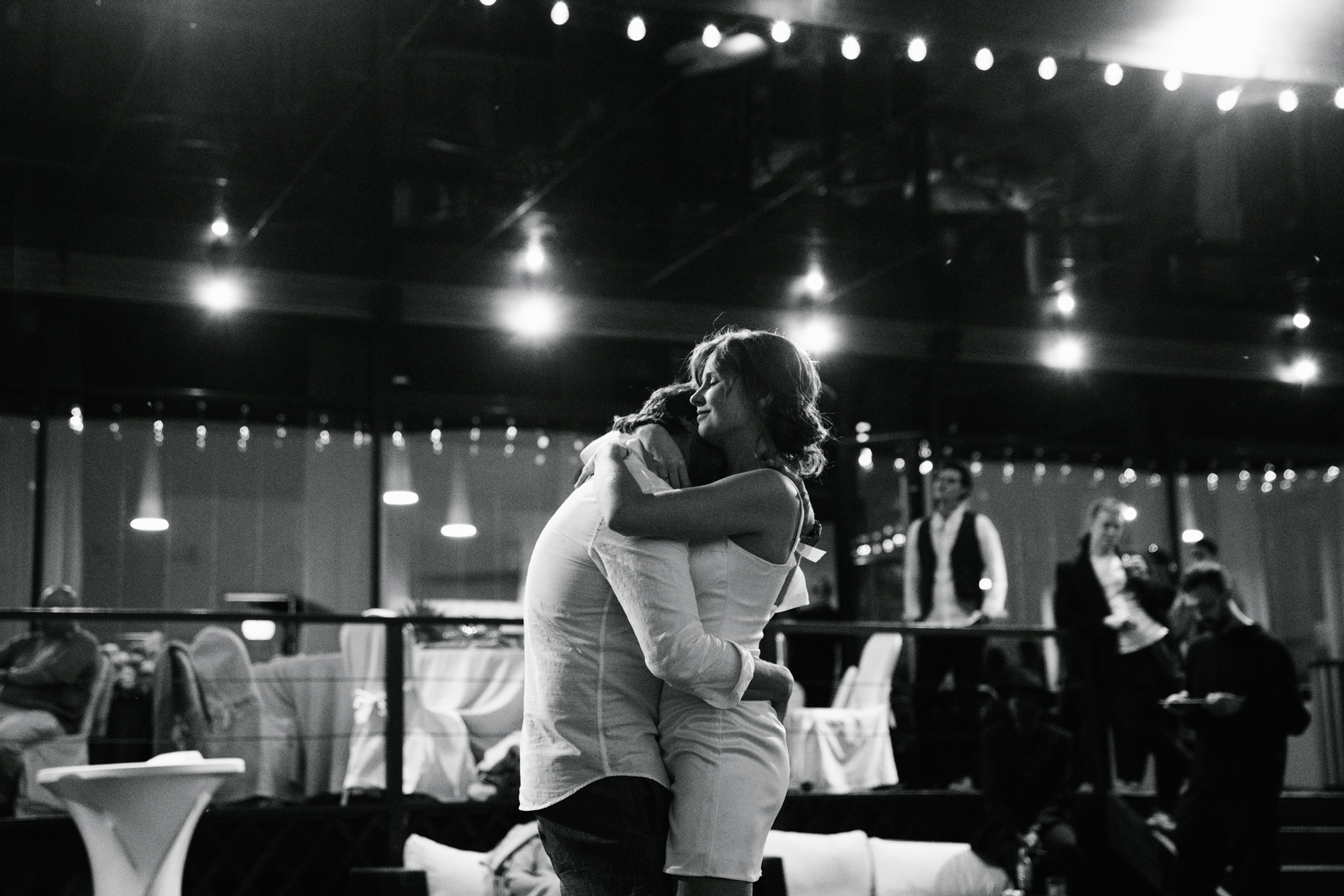 Hochzeitsfotografie im Yachtclub Ammersee und in der Schweiz. Inna Zaytseva Photography | Fotografin in München | Content Creation