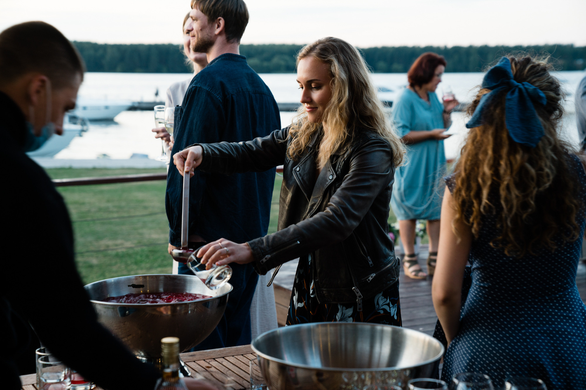 Hochzeitsfotografie im Yachtclub Ammersee und in der Schweiz. Inna Zaytseva Photography | Fotografin in München | Content Creation