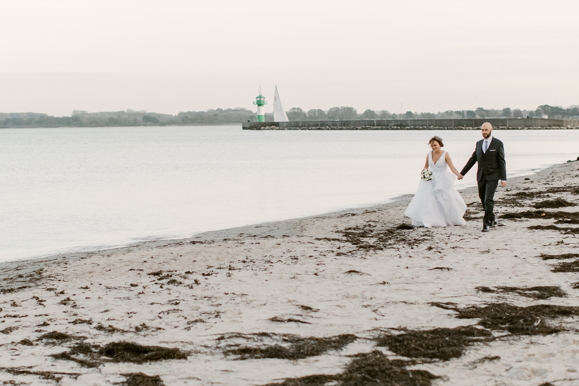 WEDDING IN LUBECK / Hochzeit in Norddeutschland, Hamburg, Lubeck. Inna Zaytseva Photography | Photographer in Munich | Content Creation