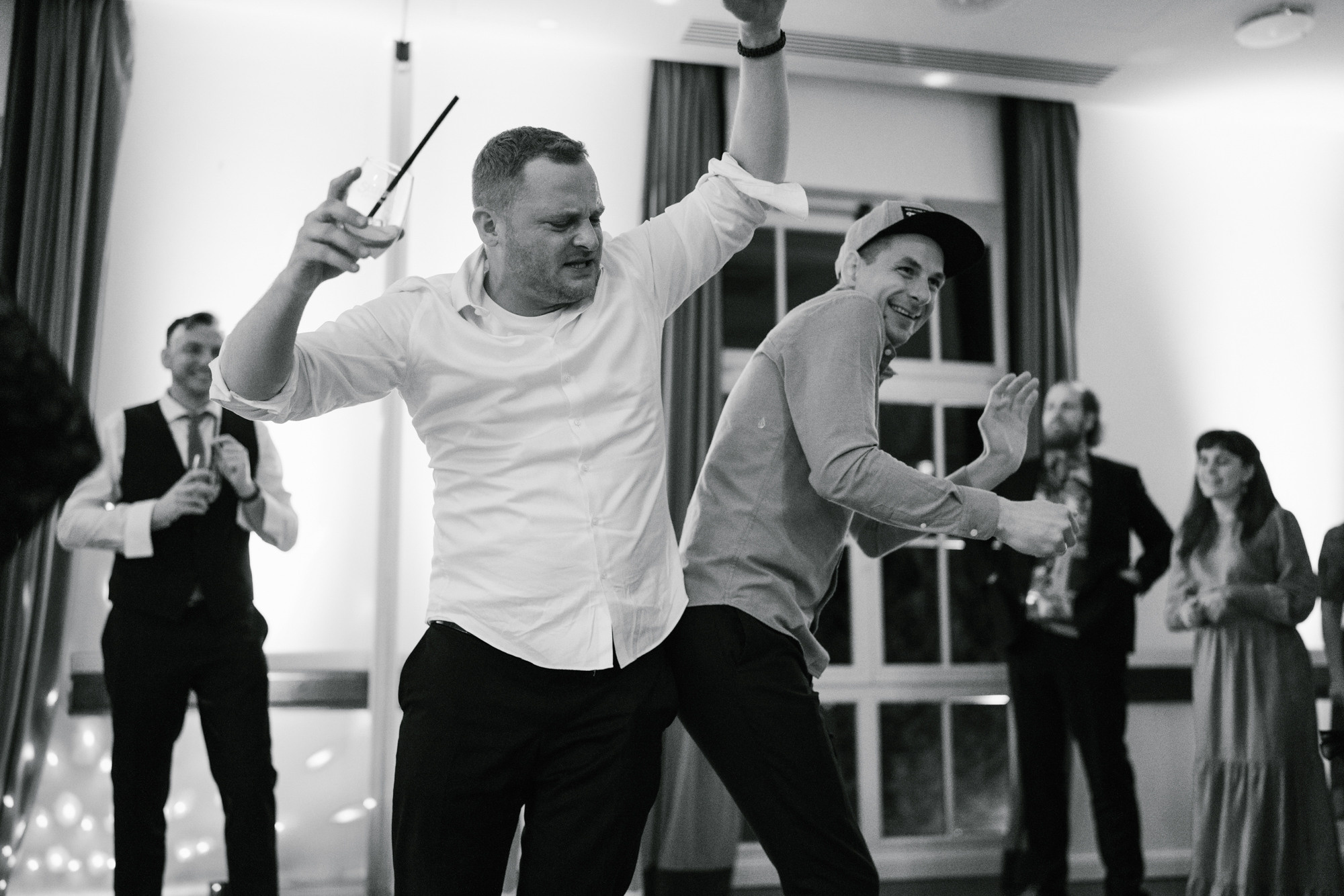 Wedding Photographer on Schwielowsee, Potsdam, Berlin, Germany. Inna Zaytseva Photography | Photographer in Munich | Content Creation