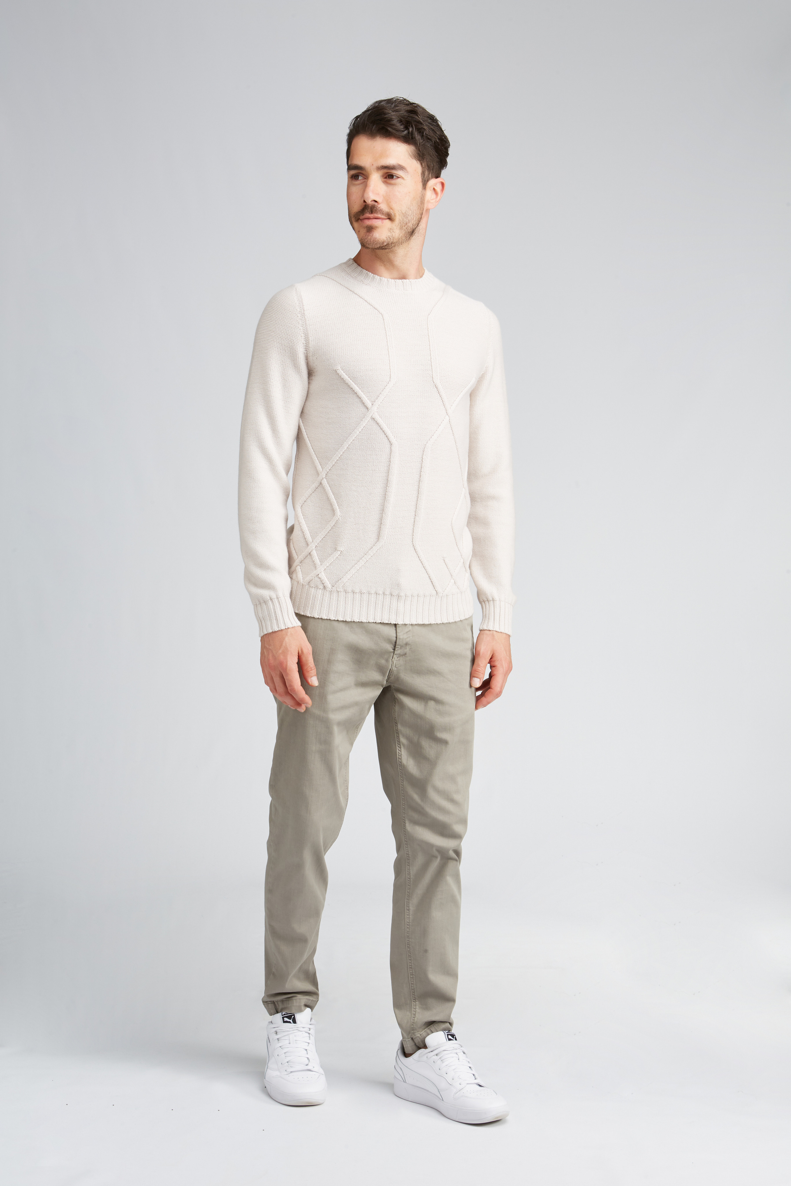 Corporate photographer for brand-aligned portraits and content creation. Websites, LinkedIn, PR and ads. Fast and consistent delivery. Inna Zaytseva Photography | Photographer in Munich | Content Creation