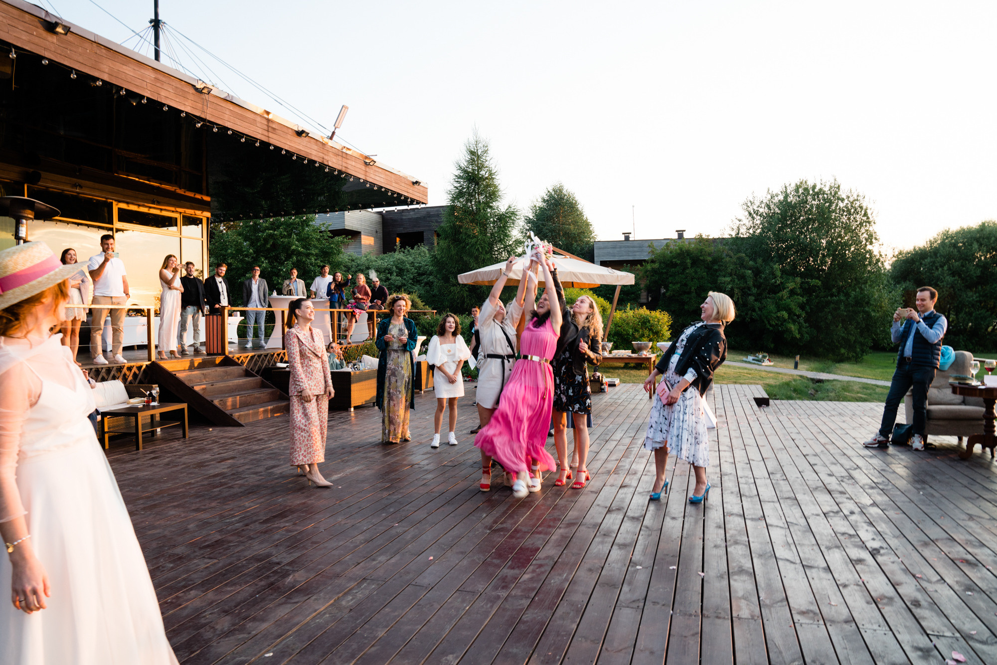 Hochzeitsfotografie im Yachtclub Ammersee und in der Schweiz. Inna Zaytseva Photography | Fotografin in München | Content Creation