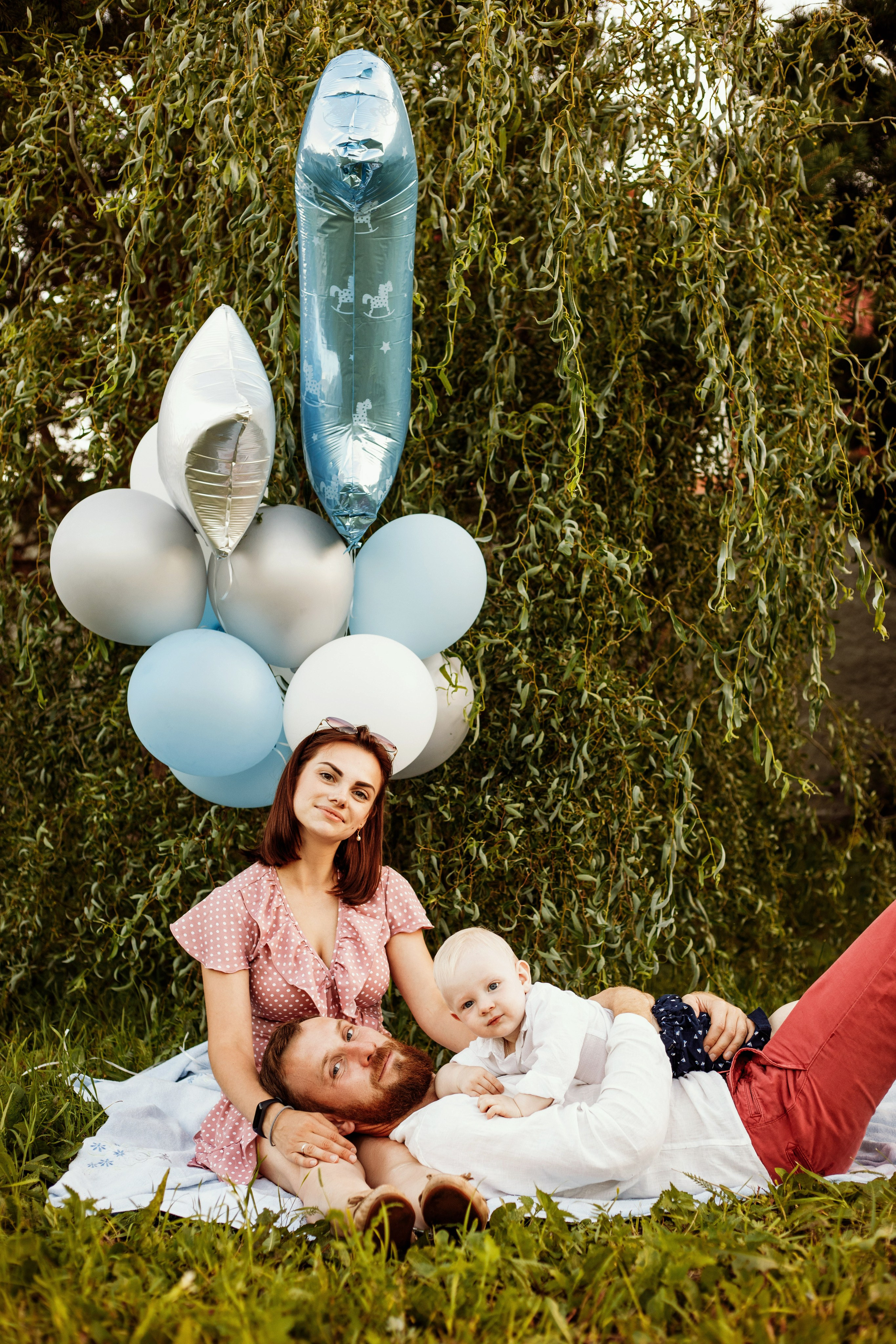 Outdoor First Birthday Photoshoot – Fun & Playful Moments. Alisa Tant — Family and newborn photographer Bucks County, Montgomery county, Philadelphia, NJ