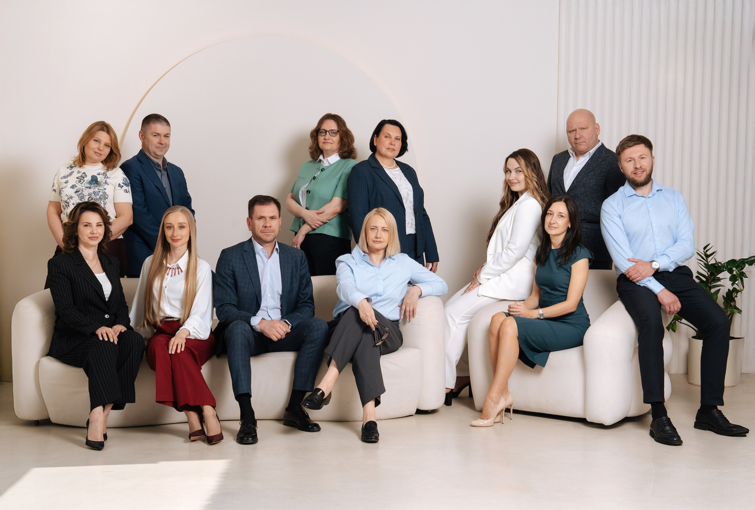 Съёмка для руководителей крупной компании — корпоративные портреты и командное фото. Портретный фотограф в Москве — личные и бизнес-задачи | Денис Карелов