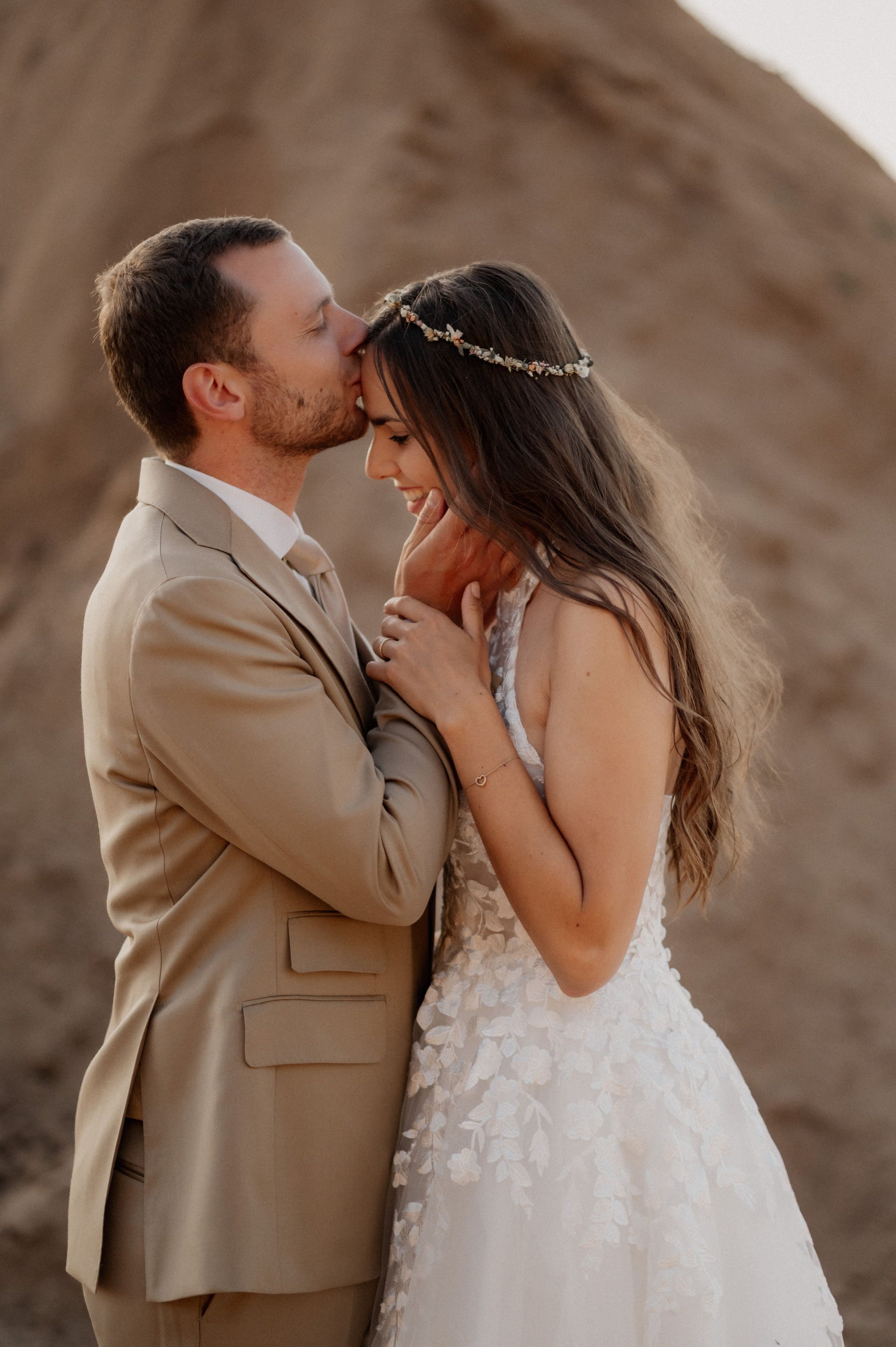 Sommer, Liebe & zwei wunderschöne Kleider: Gartenhochzeit in Gunzenhausen. Photographer in Ansbach for Couples, Weddings and After Wedding