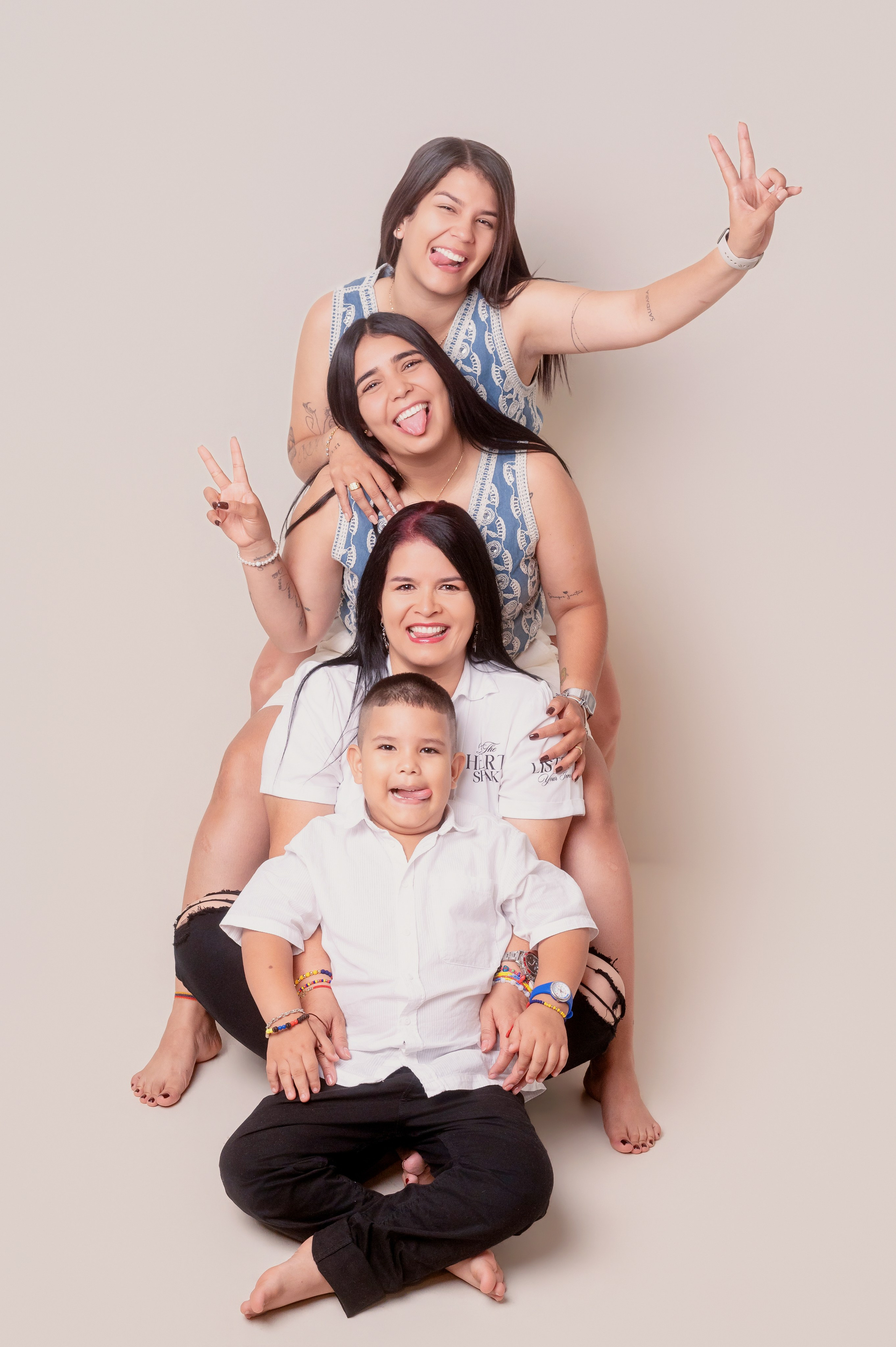 Fotos de estudio con Familias! (1). Www.dresalgadophoto.com