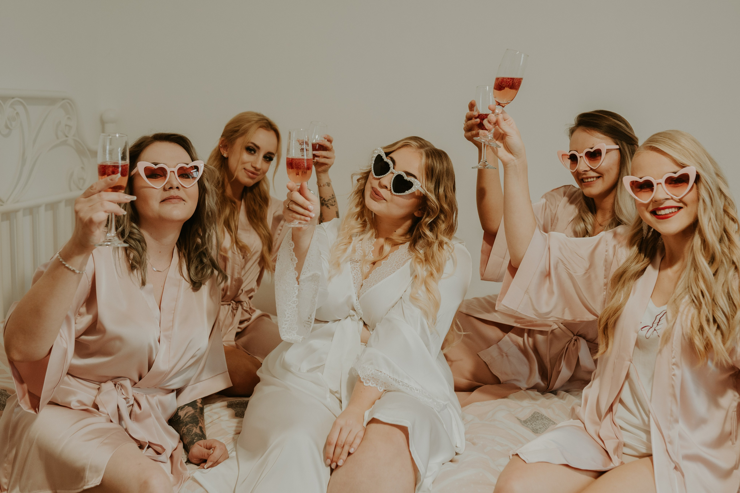 Trzy Drzewa: wspaniała uroczystość Wiktorii i Kamila. Karkowskafoto - fotografia miłości