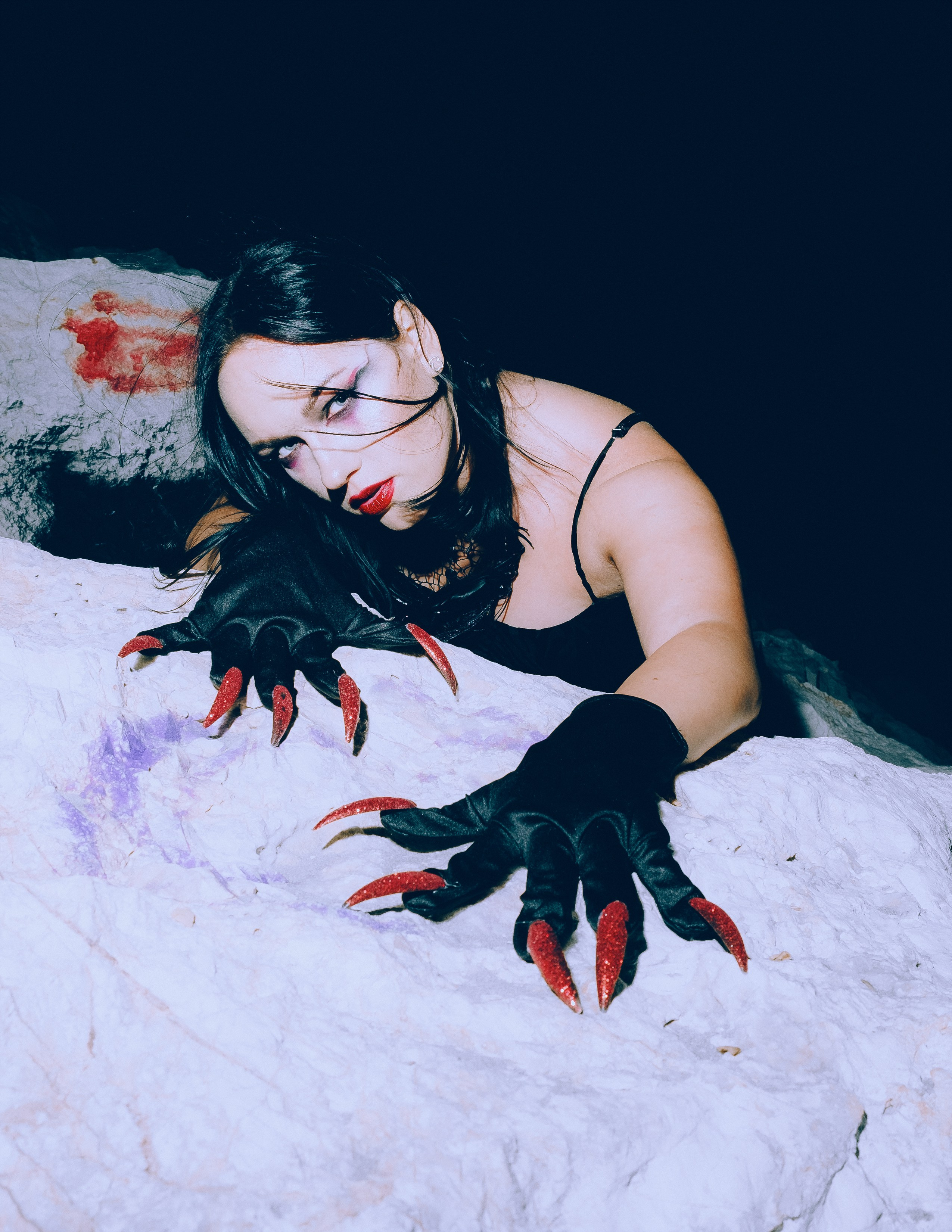 Мистическая Halloween-фотосессия на пляже: фотограф Аликанте и Торревьеха для креативных съемок — Андрей Луковников