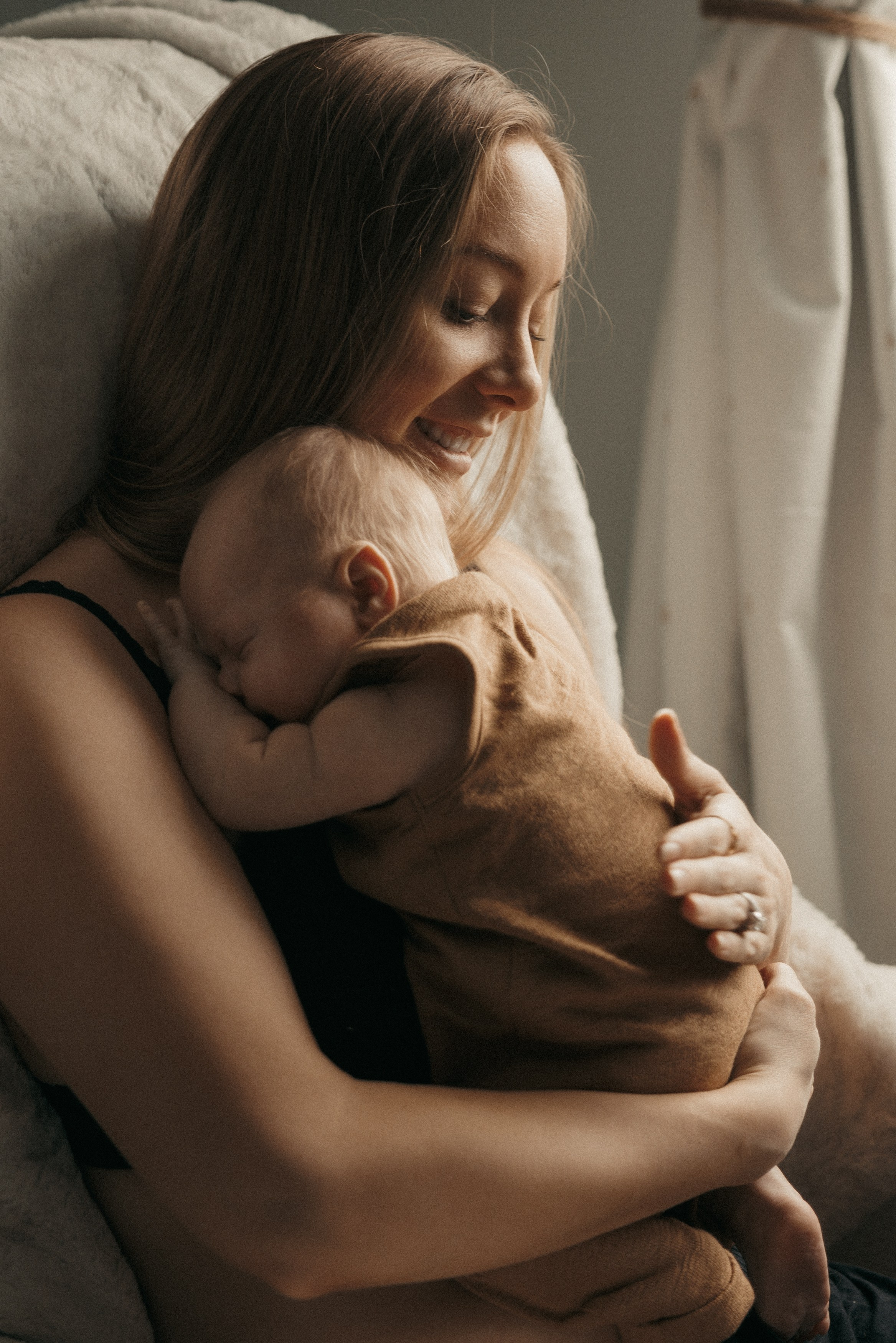 NEWBORN. Anna Gabitova — Family, Maternity, Lifestyle Photographer in Montreal
