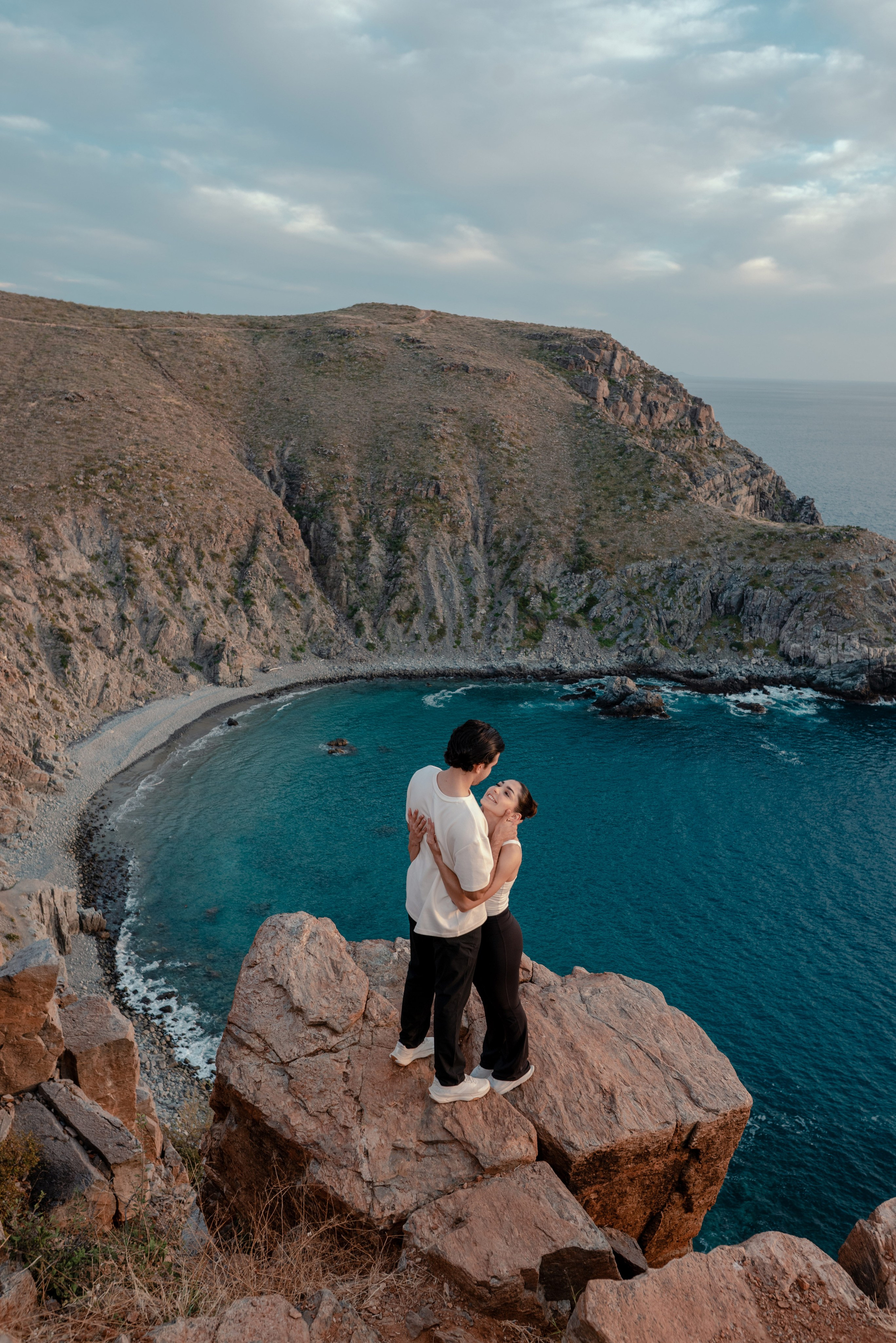 Save the Date at Punta Lobos | Adventure Engagement Session in Todos Santos. Los Cabos Wedding Photographer – Izrael Reyna