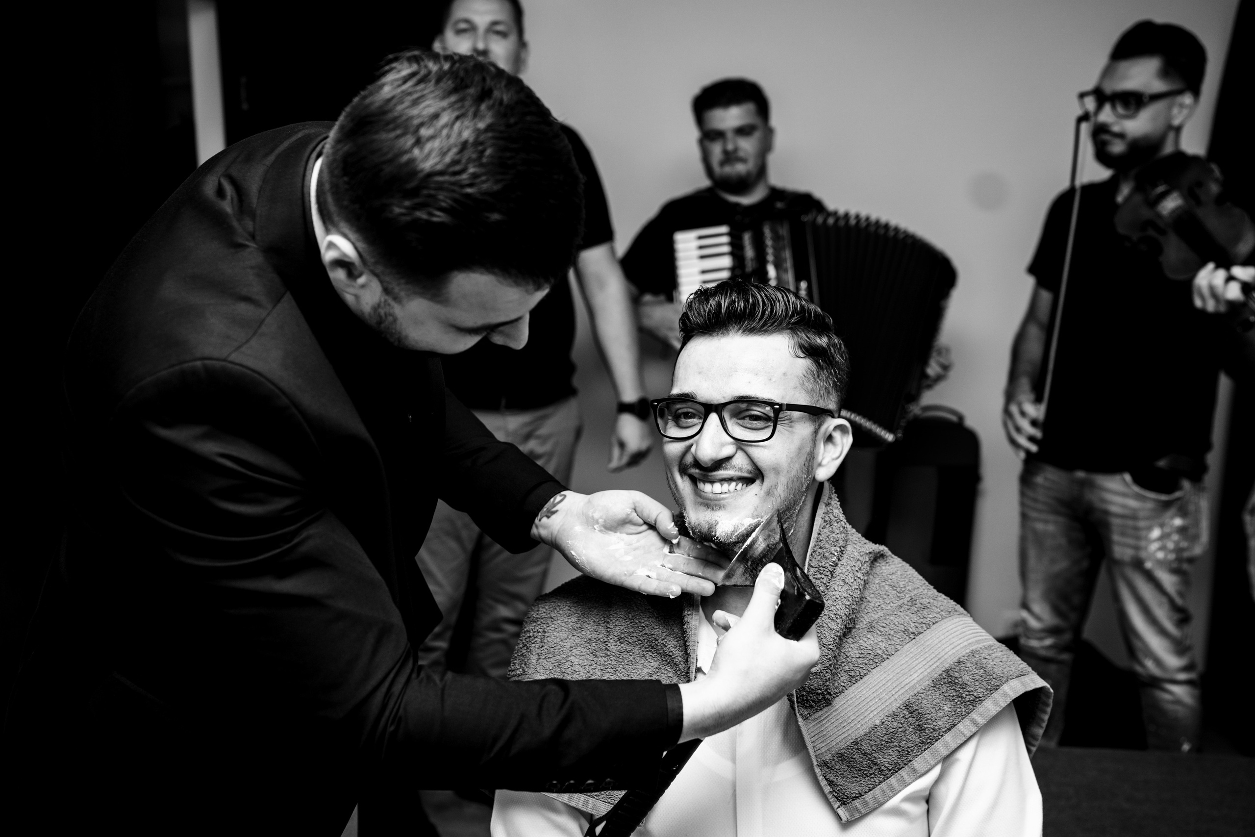 Laura & Bogdan. Acasă