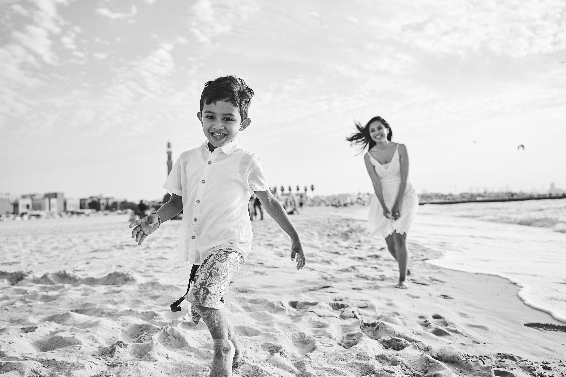 Family photo shoot gathering in Dubai
