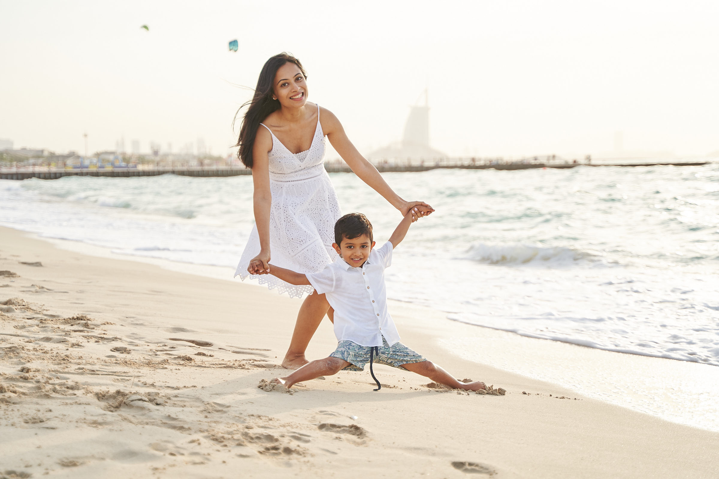 Family photo shoot gathering in Dubai