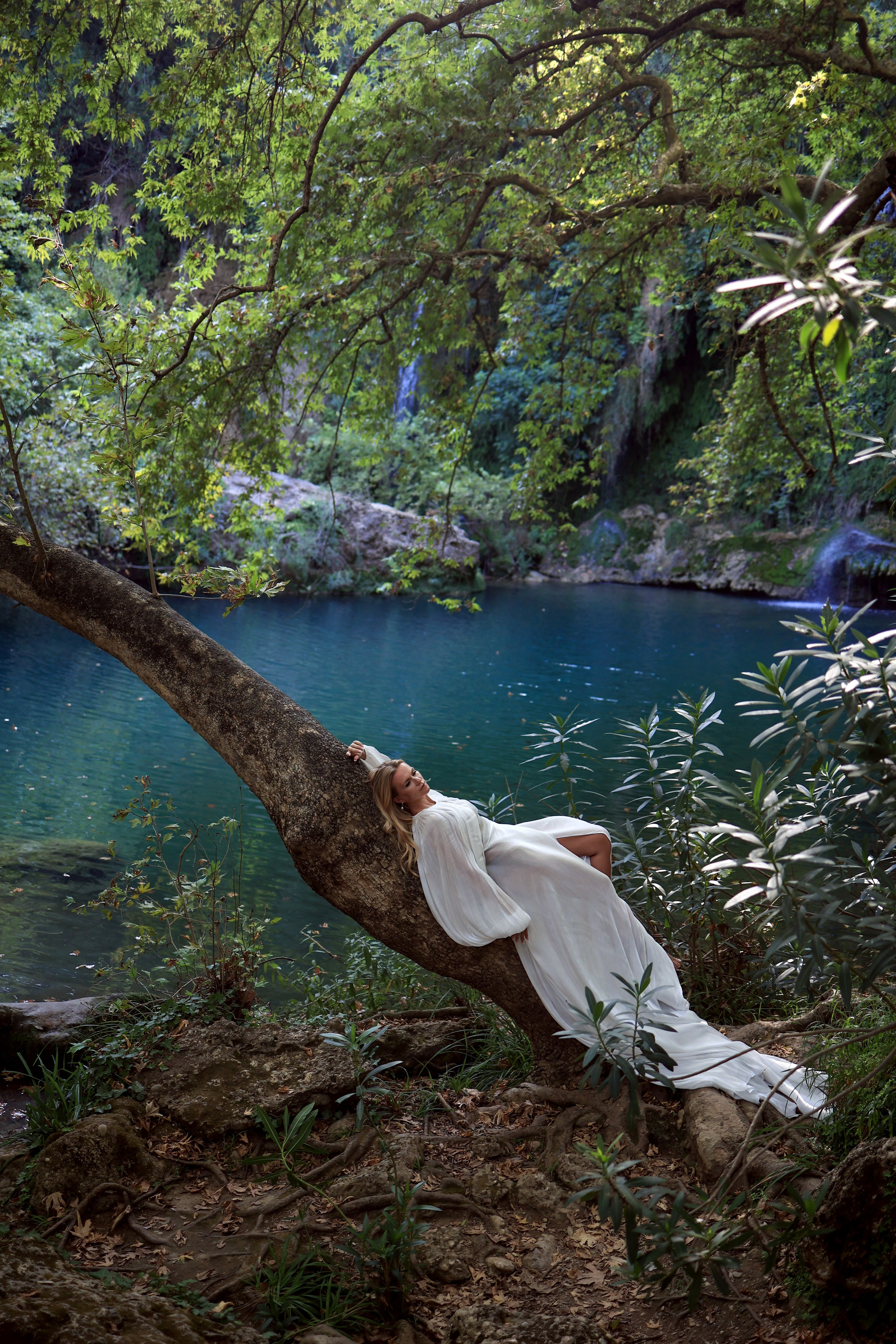 Photoshooting at Kurshunlu waterfall. Photographer in Turkey, Antalya, Kemer, Belek, Side, Kas, Fethiye