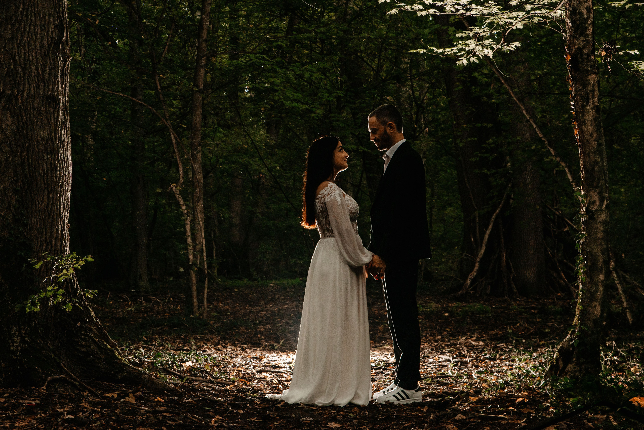 Sedinta foto trash the dress. Fotograf de nunta din Bucuresti Eugen Elisei