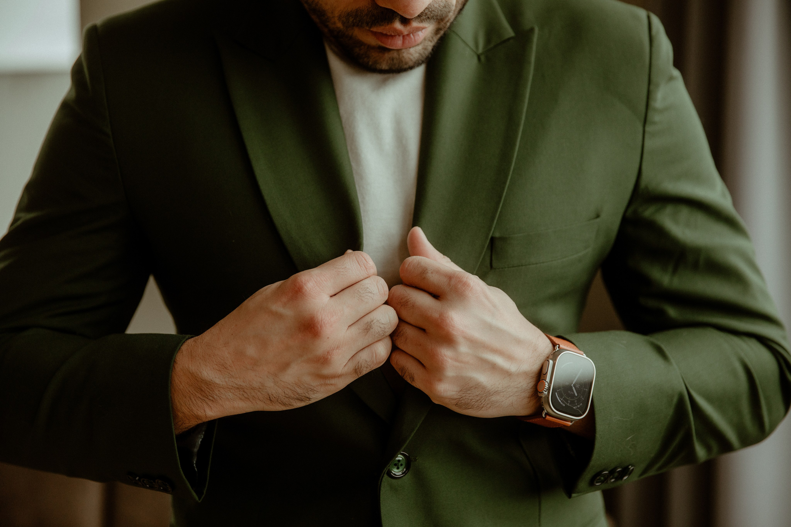 Elopement at Kvernufoss Waterfall. Iceland elopement photographer & videographer