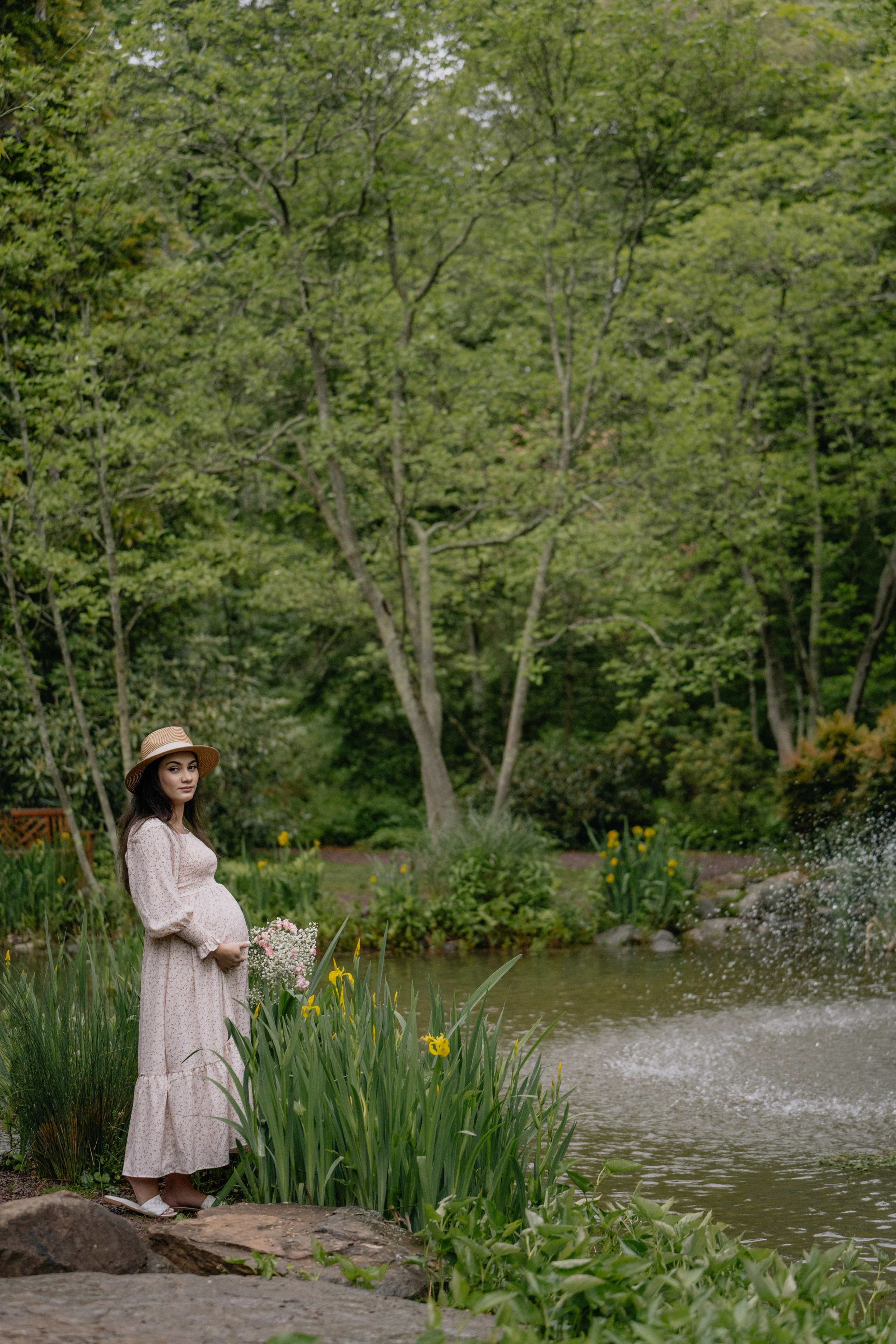 Outdoor Maternity Photography – Capturing Motherhood in Nature. Alisa Tant — Family and newborn photographer Bucks County, Montgomery county, Philadelphia, NJ