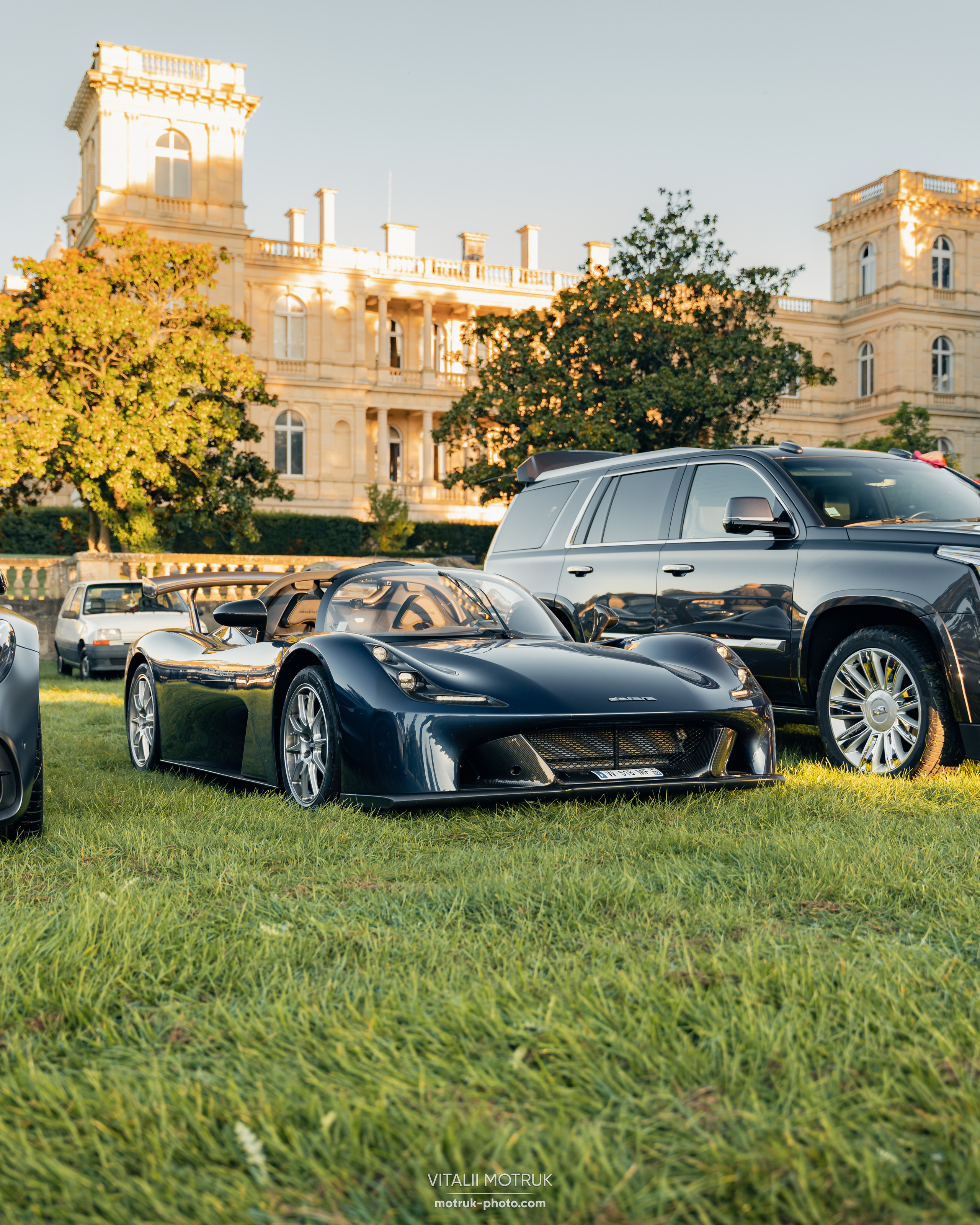 Collecting Cars. Photographe de voitures à Paris — Vitalii Motruk