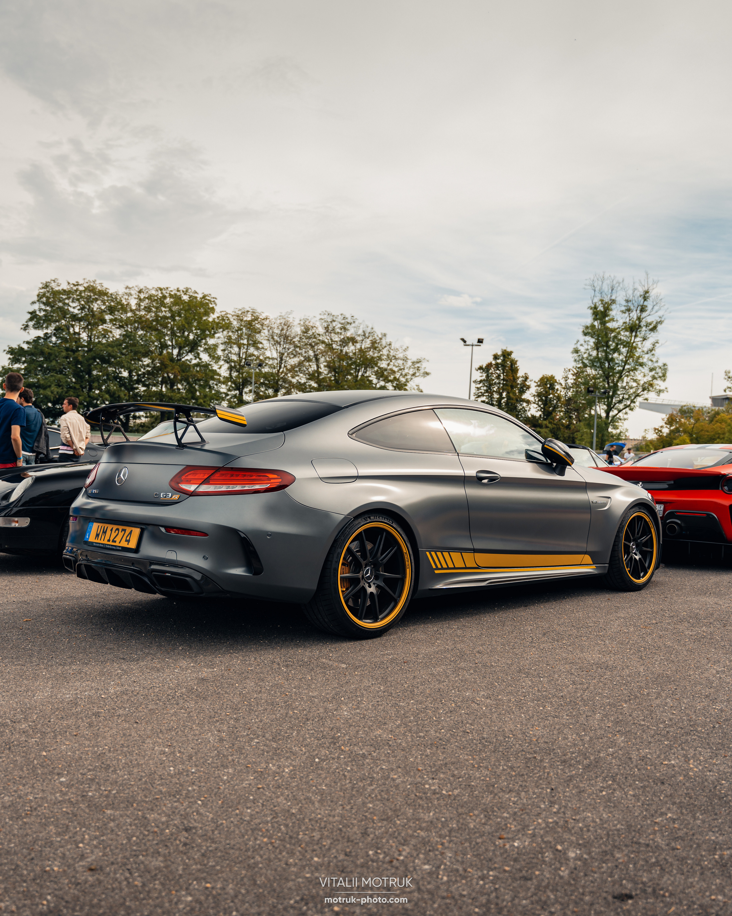 Cars and Coffee 17 september. Photographe de voitures à Paris — Vitalii Motruk