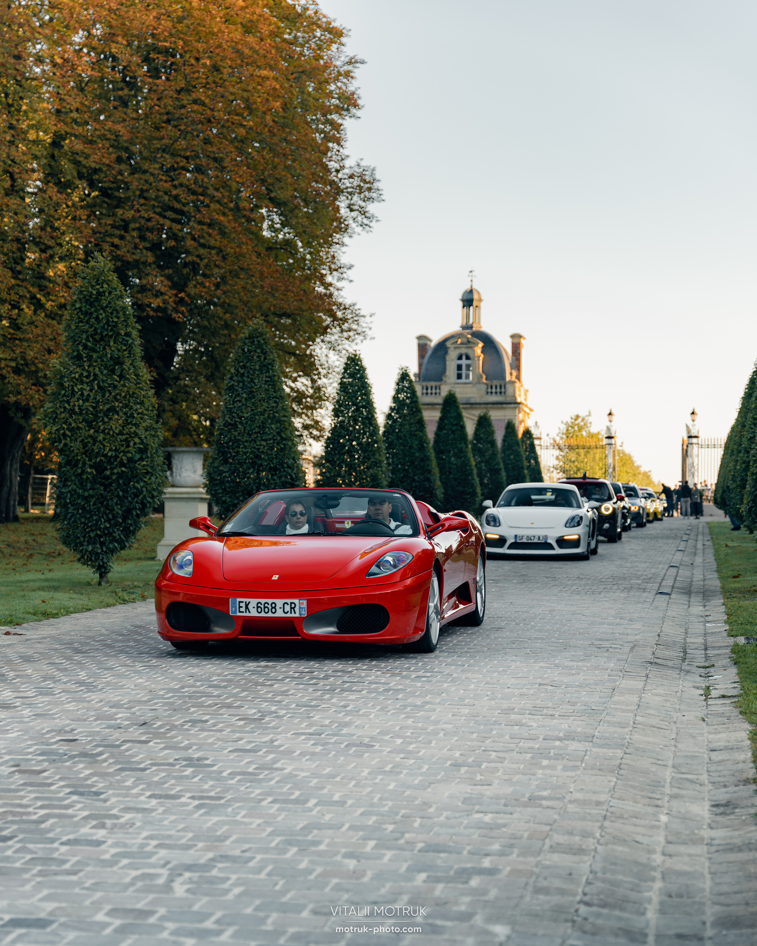 Collecting Cars. Photographe de voitures à Paris — Vitalii Motruk