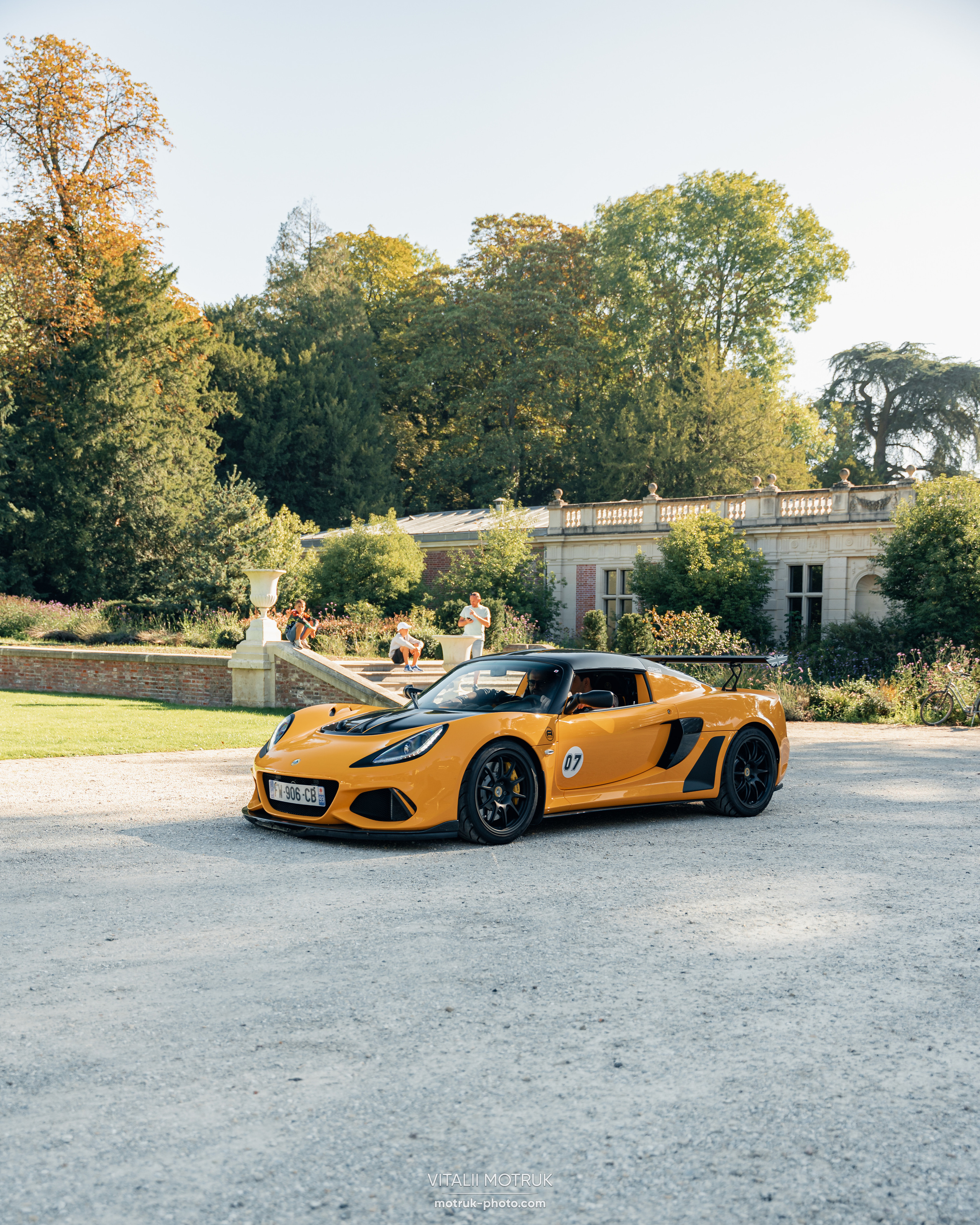 Collecting Cars. Photographe de voitures à Paris — Vitalii Motruk