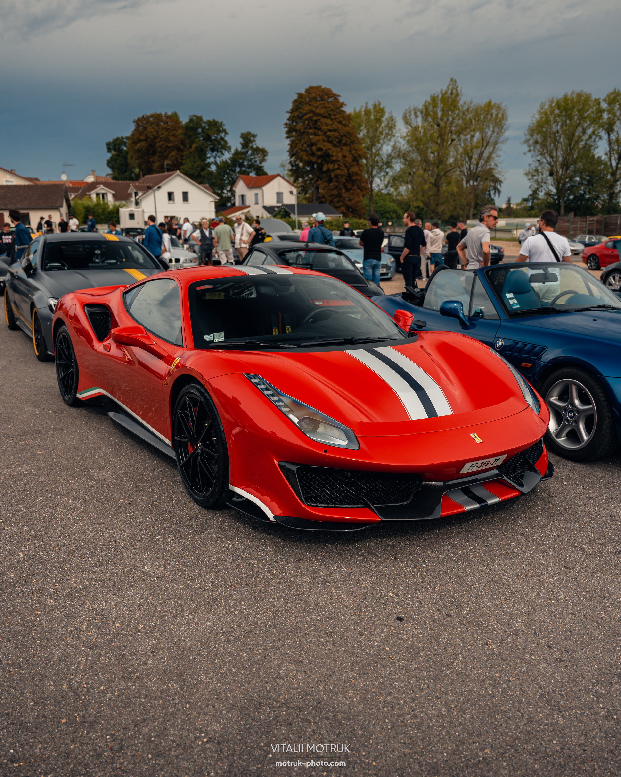 Cars and Coffee 17 september. Photographe de voitures à Paris — Vitalii Motruk
