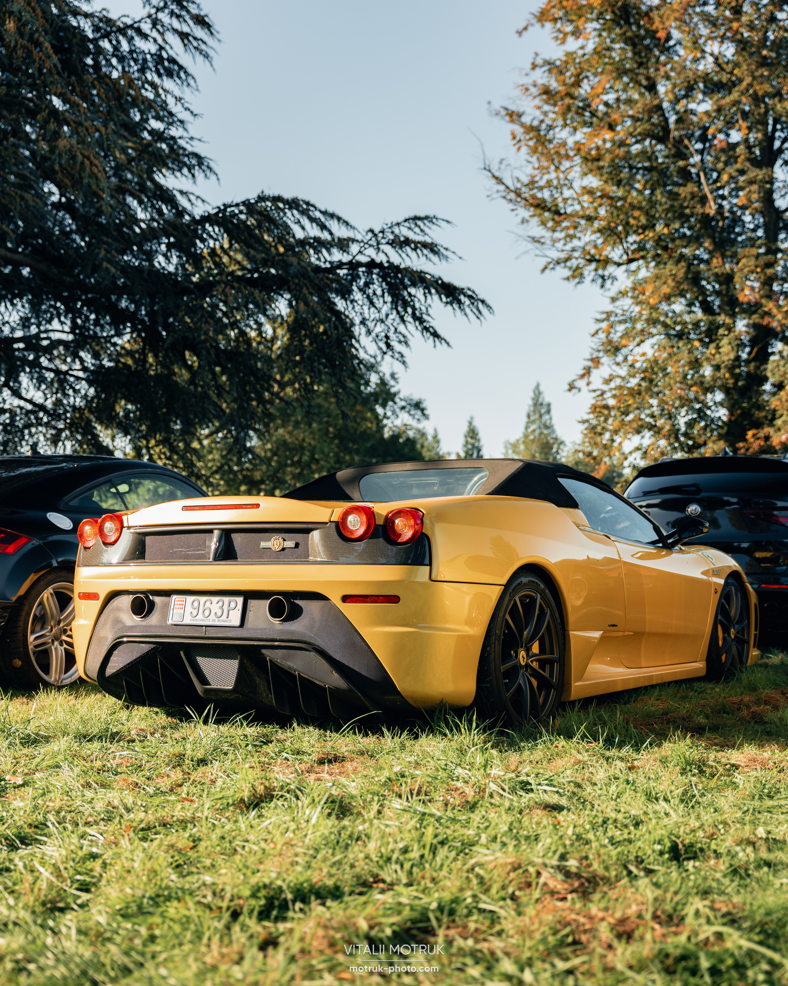 Collecting Cars. Photographe de voitures à Paris — Vitalii Motruk