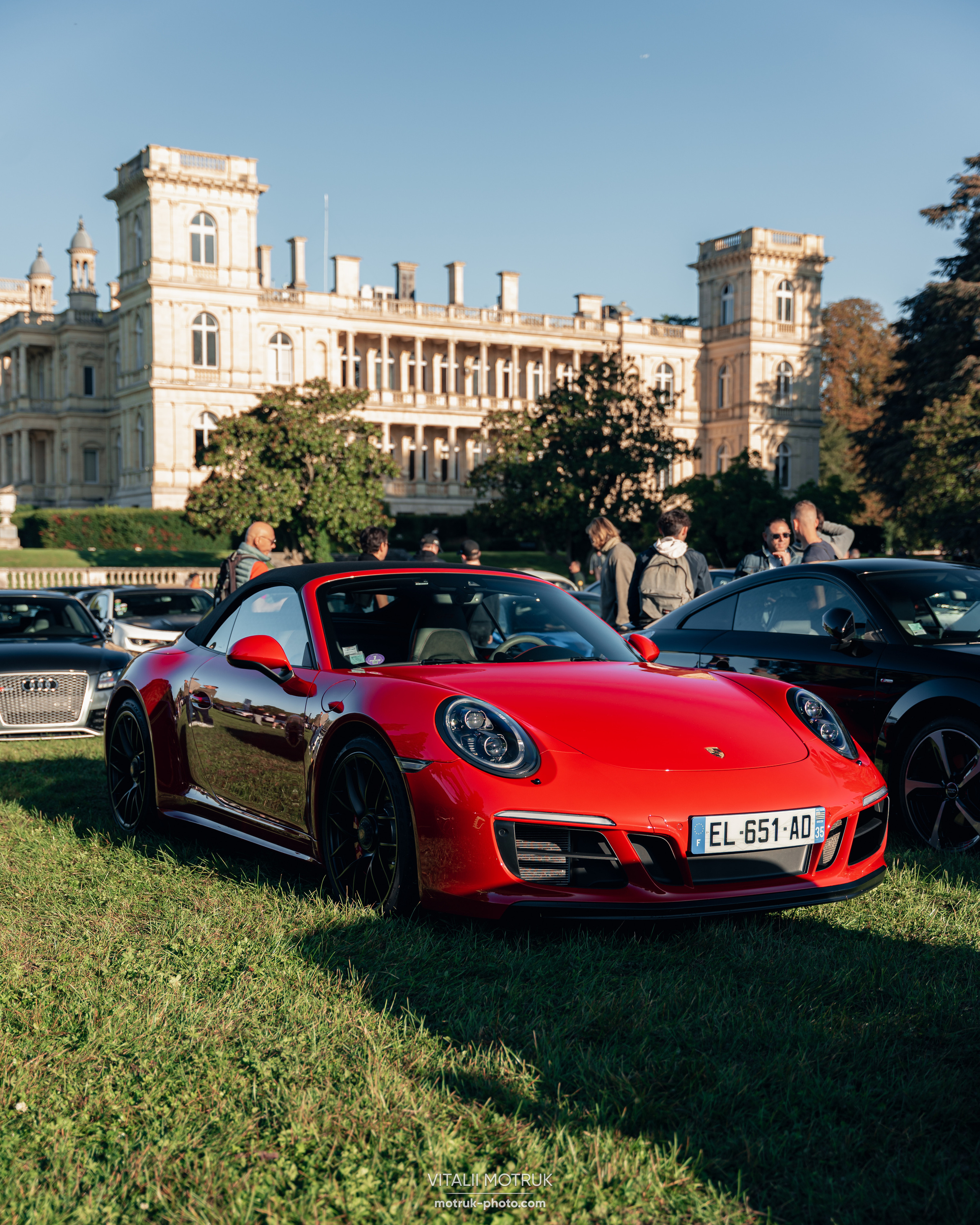 Collecting Cars. Photographe de voitures à Paris — Vitalii Motruk