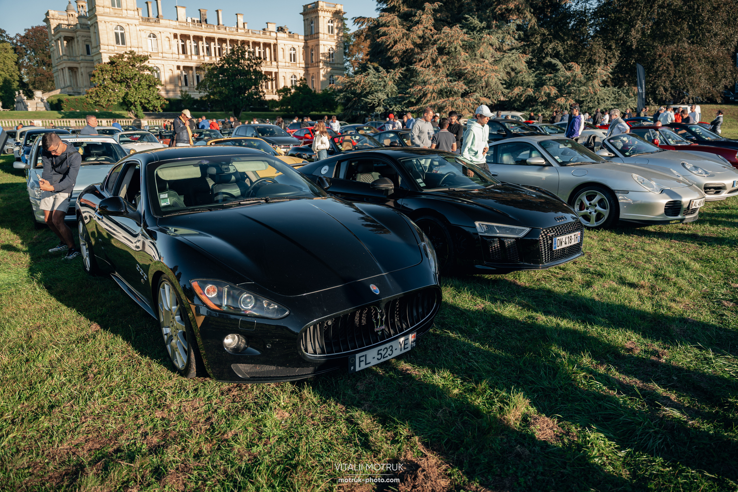 Collecting Cars. Photographe de voitures à Paris — Vitalii Motruk