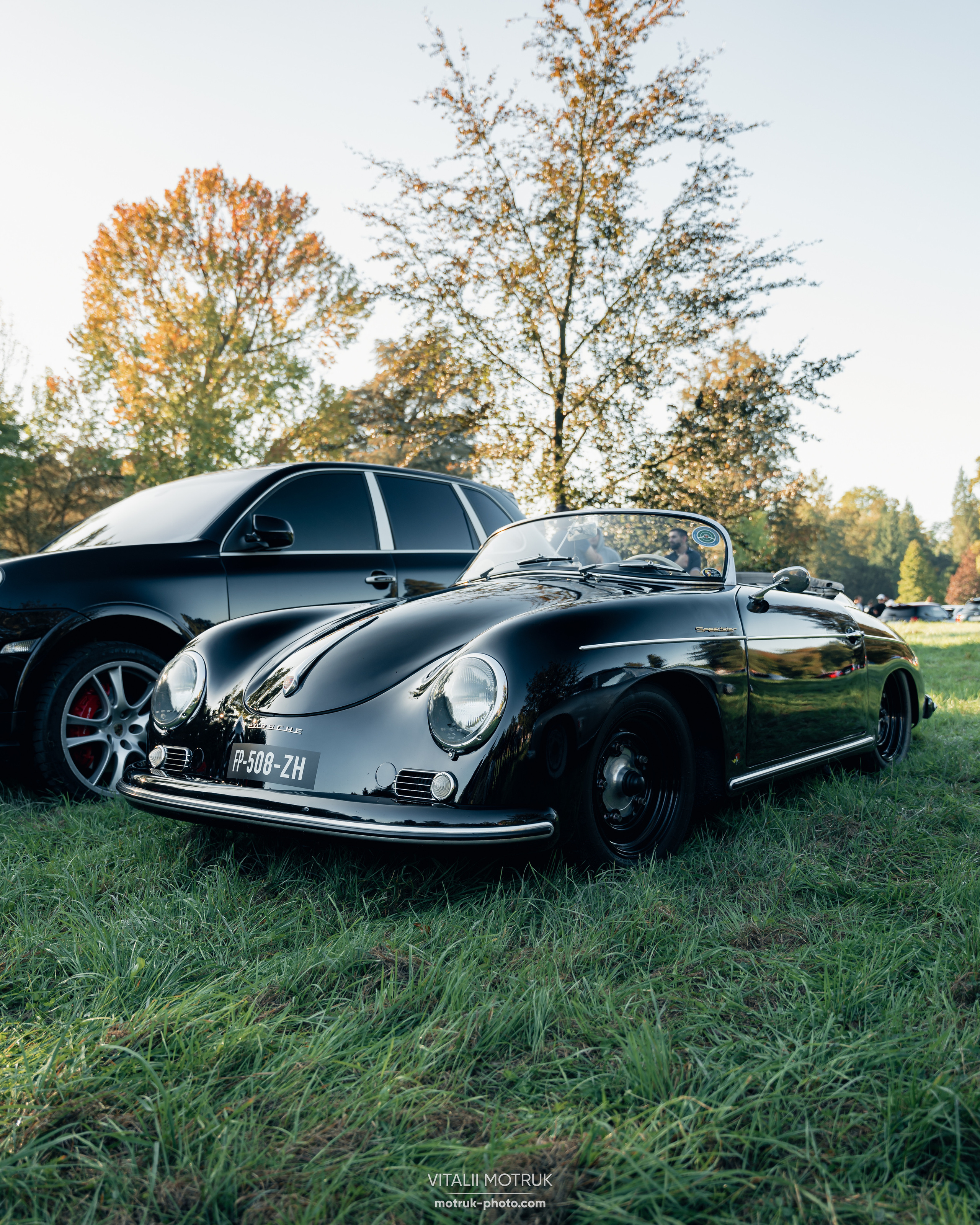 Collecting Cars. Photographe de voitures à Paris — Vitalii Motruk