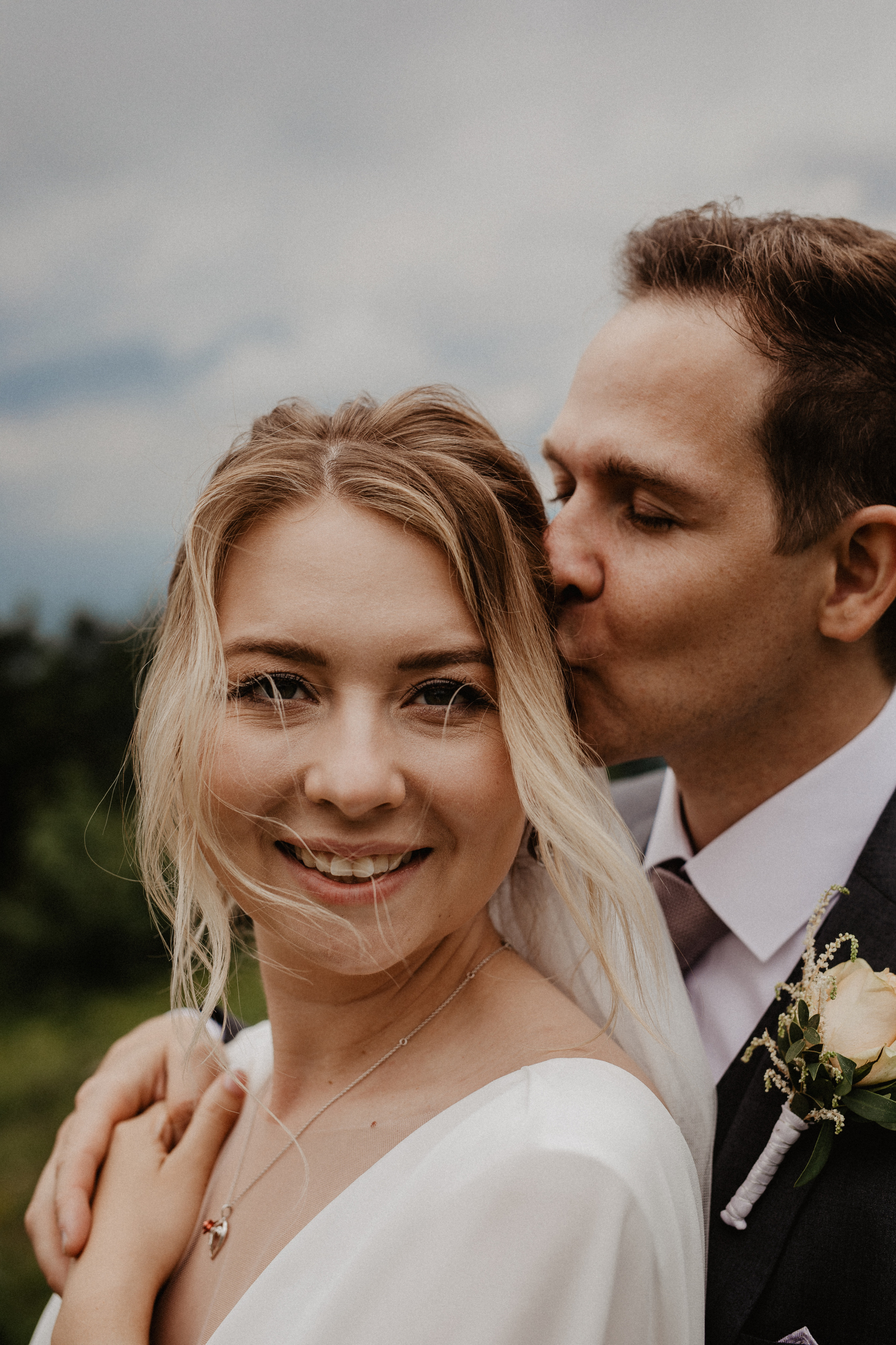 Christina+Roman. Iceland elopement photographer & videographer