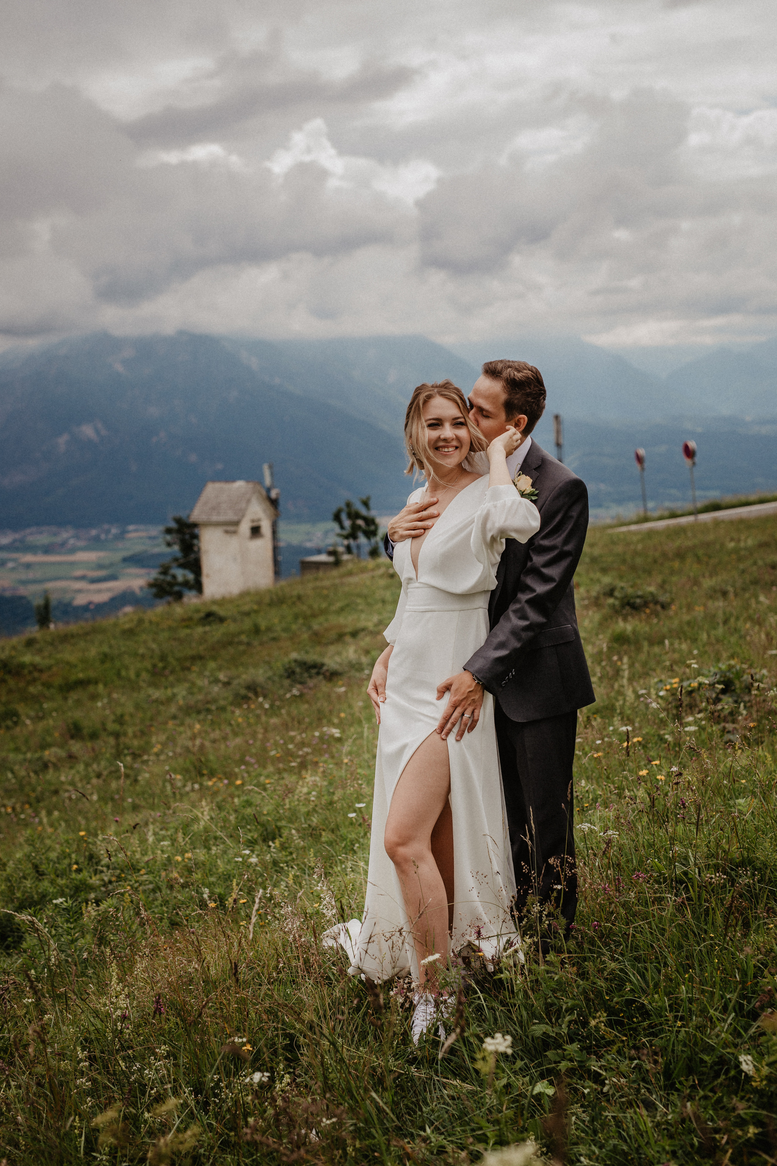 Christina+Roman. Iceland elopement photographer & videographer