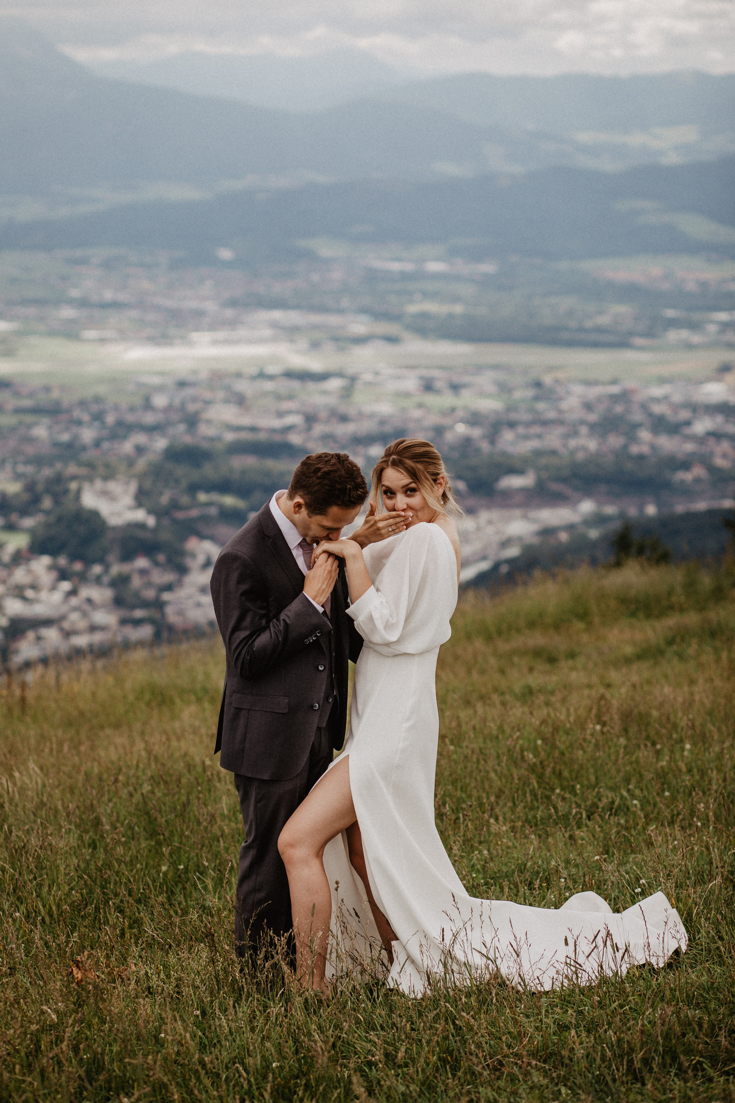 Christina+Roman. Iceland elopement photographer & videographer