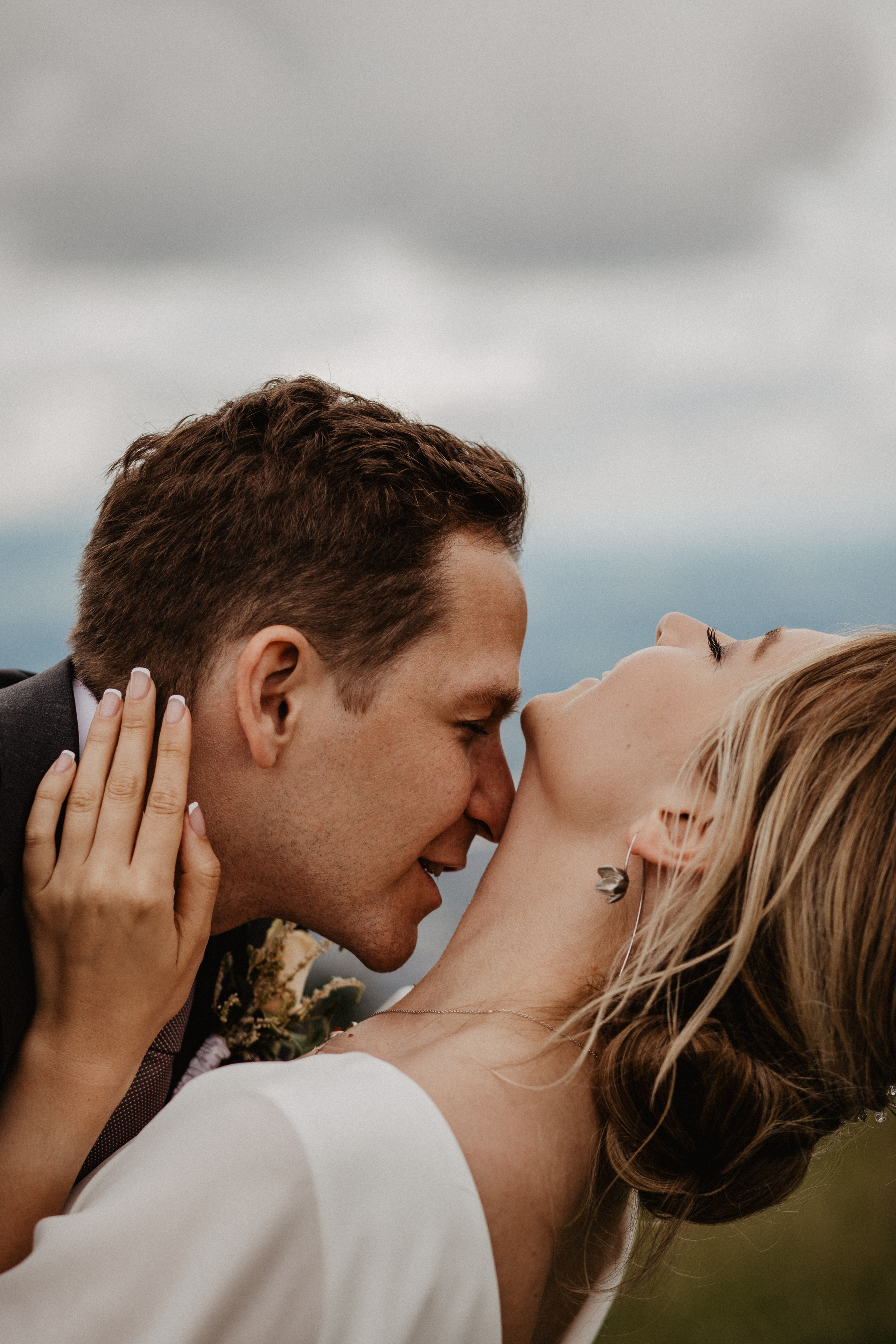 Christina+Roman. Iceland elopement photographer & videographer