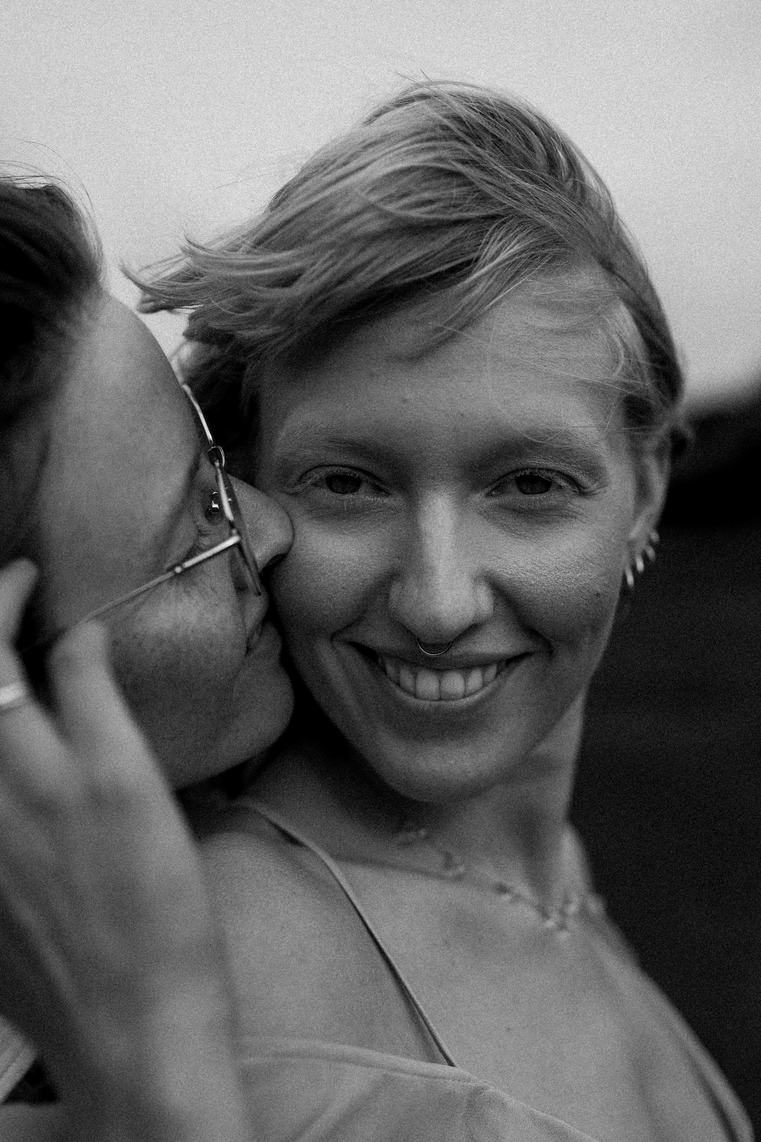 Ástrós+Sandra. Iceland elopement photographer & videographer