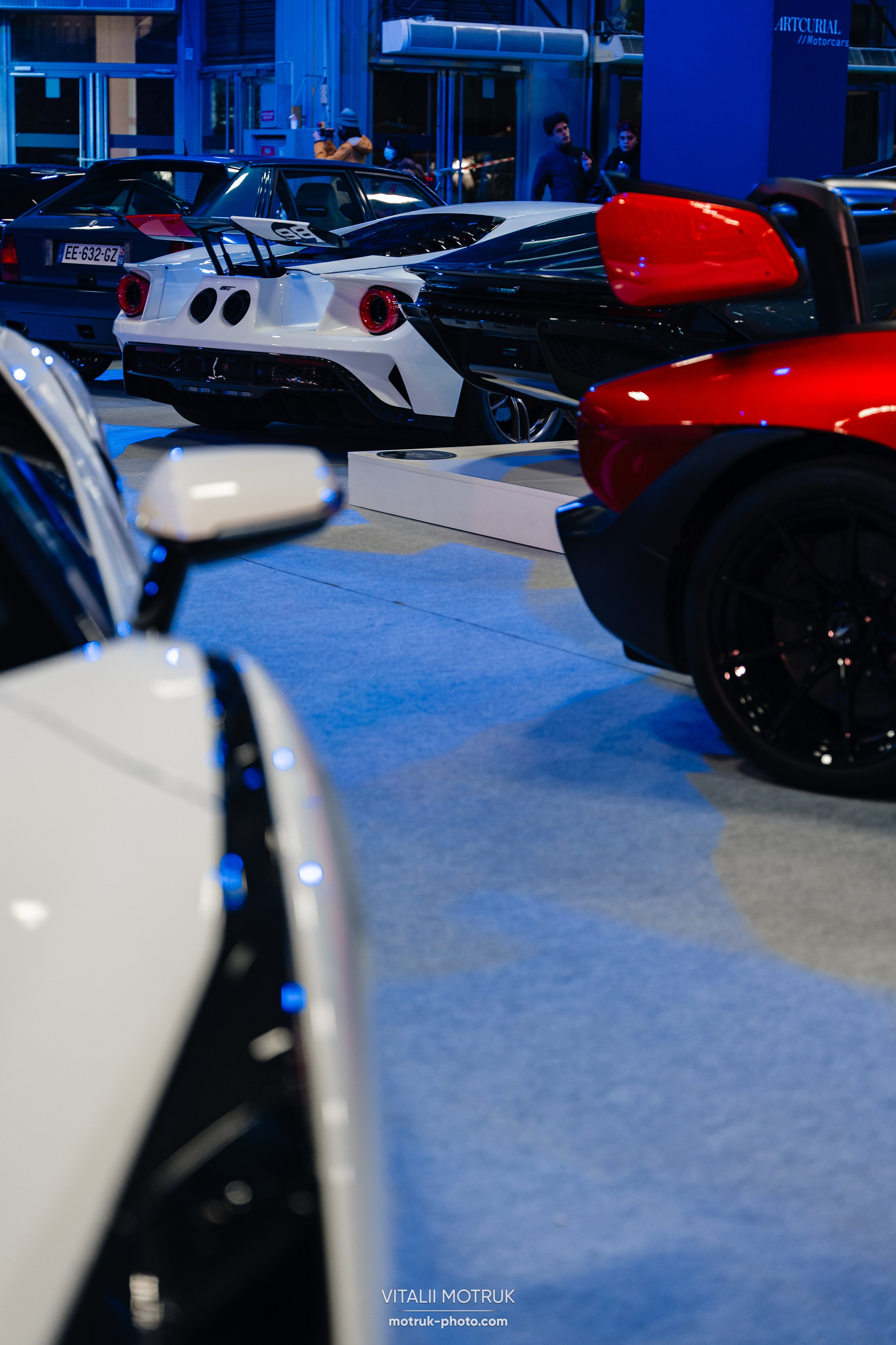 Retromobile-2024. Photographe de voitures à Paris — Vitalii Motruk