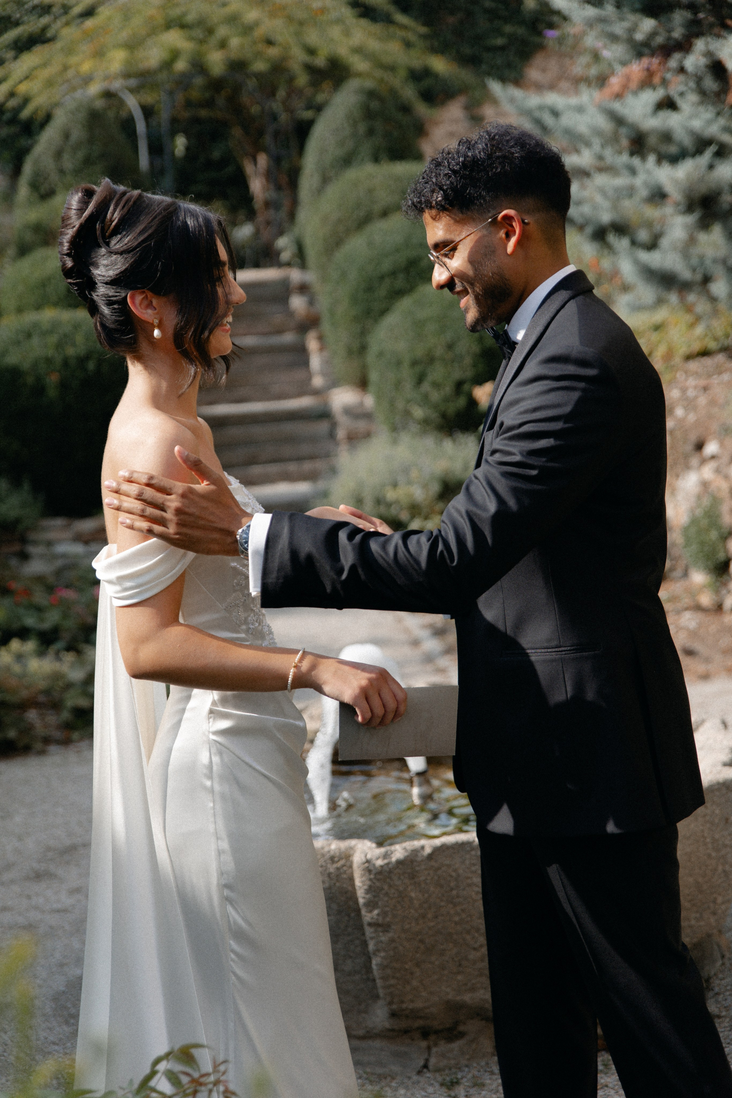 Elegant Castle Wedding in Austria | Alwin & Ruth’s Fairytale Celebration. Wedding photographer and videographer based in Timisoara, Romania