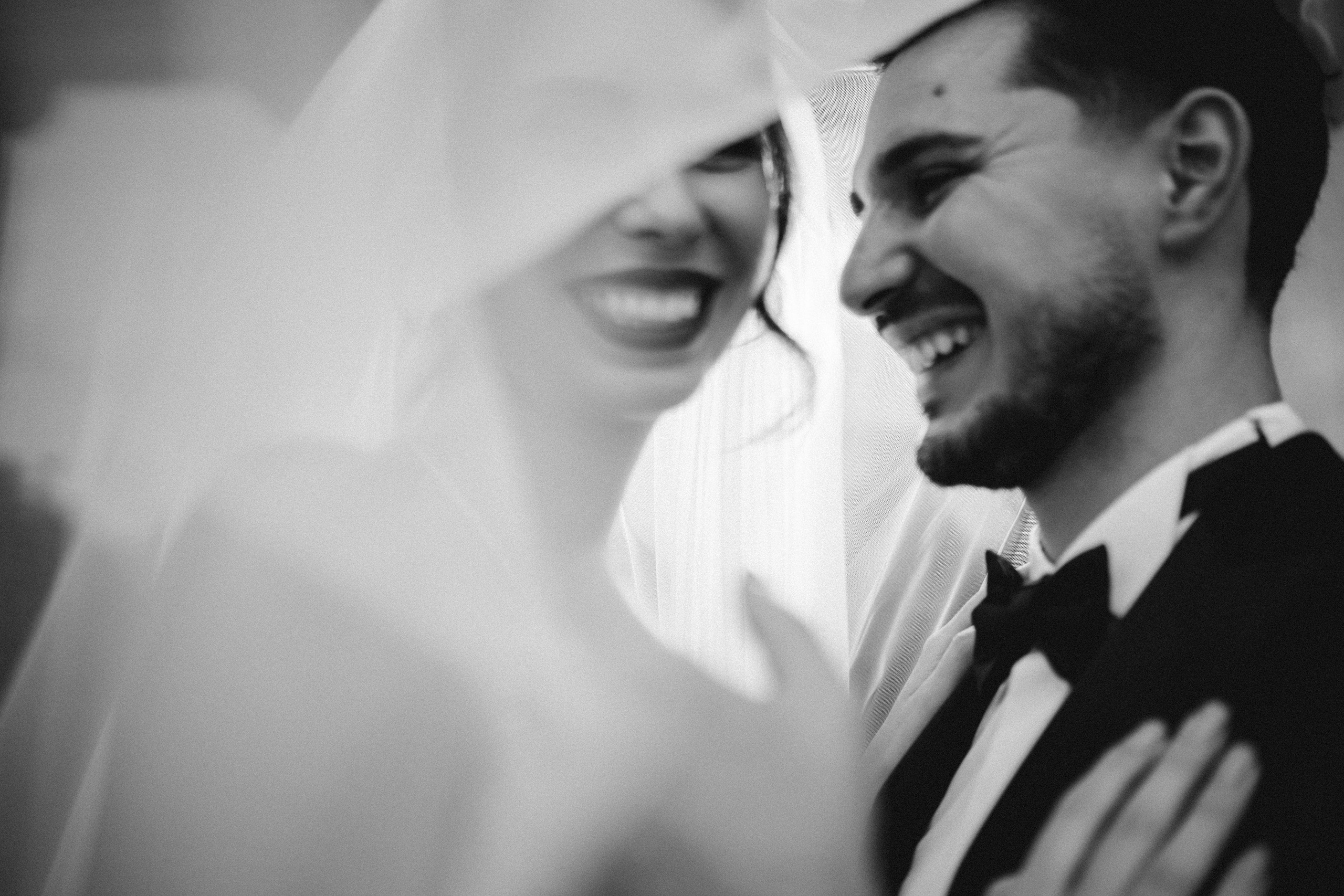 Povestea de nuntă a lui Anca și Dragoș în Bacău | Fotografie de Eveniment. Raw Studio. Fotograful tau de nunta!