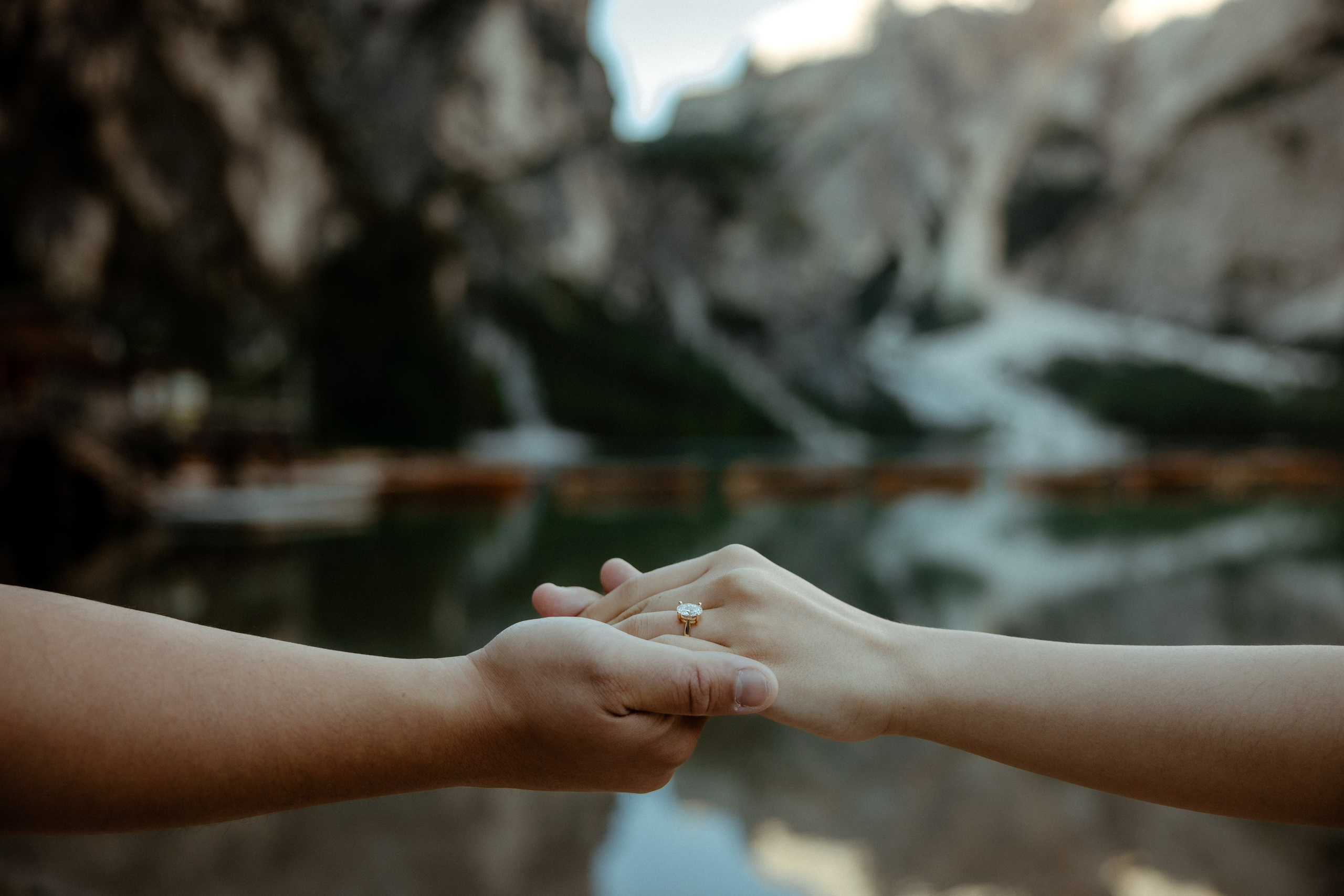 Sunrise proposal at Lago di Braies | Dreamy engagement in the Dolomites. Iceland elopement photographer & videographer