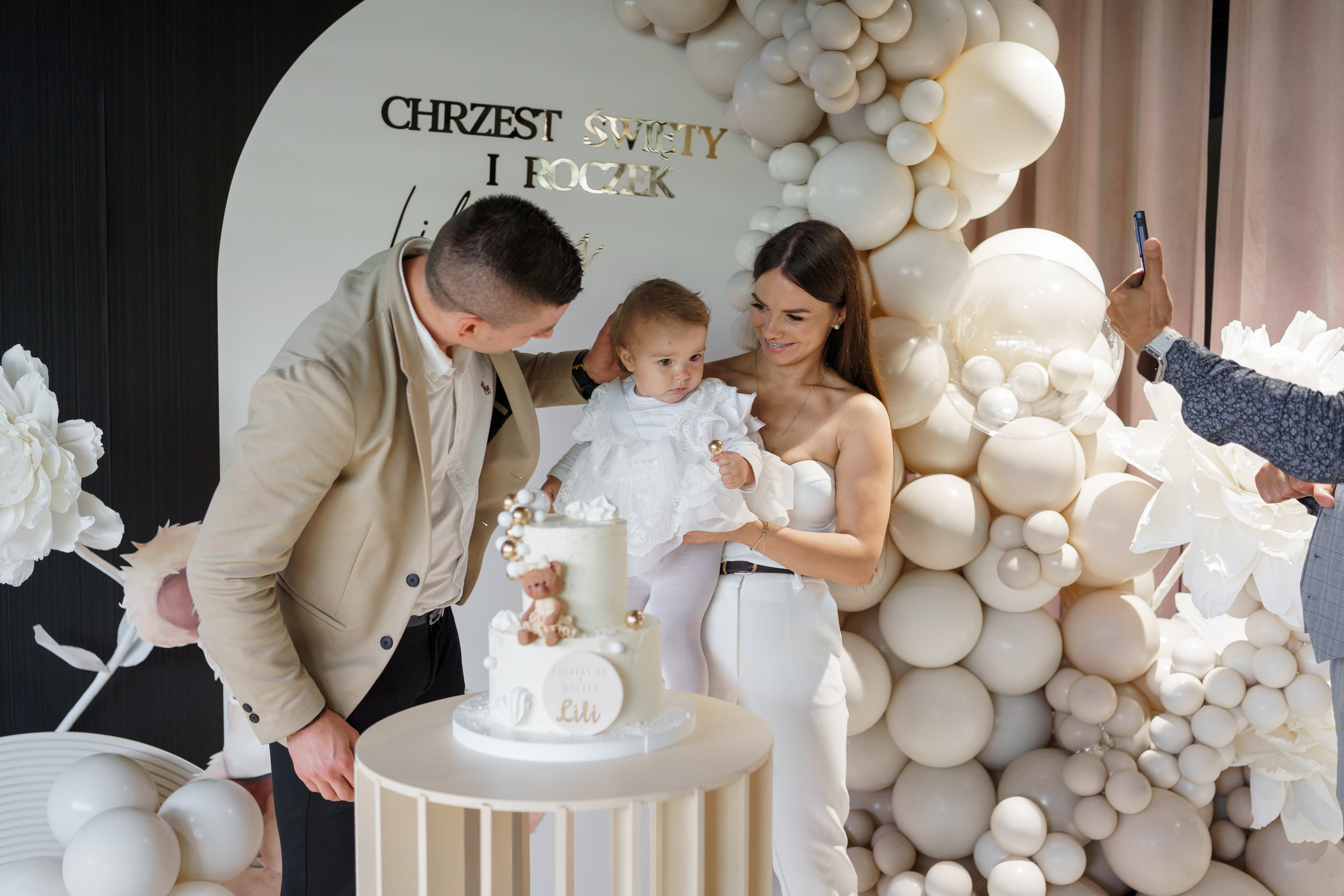 Reportaż z okazji Chrztu Świętego w Łodzi. Fotograf Łódź - sesja ciążowa, noworodkowa, dziecięca. Studio w Łodzi