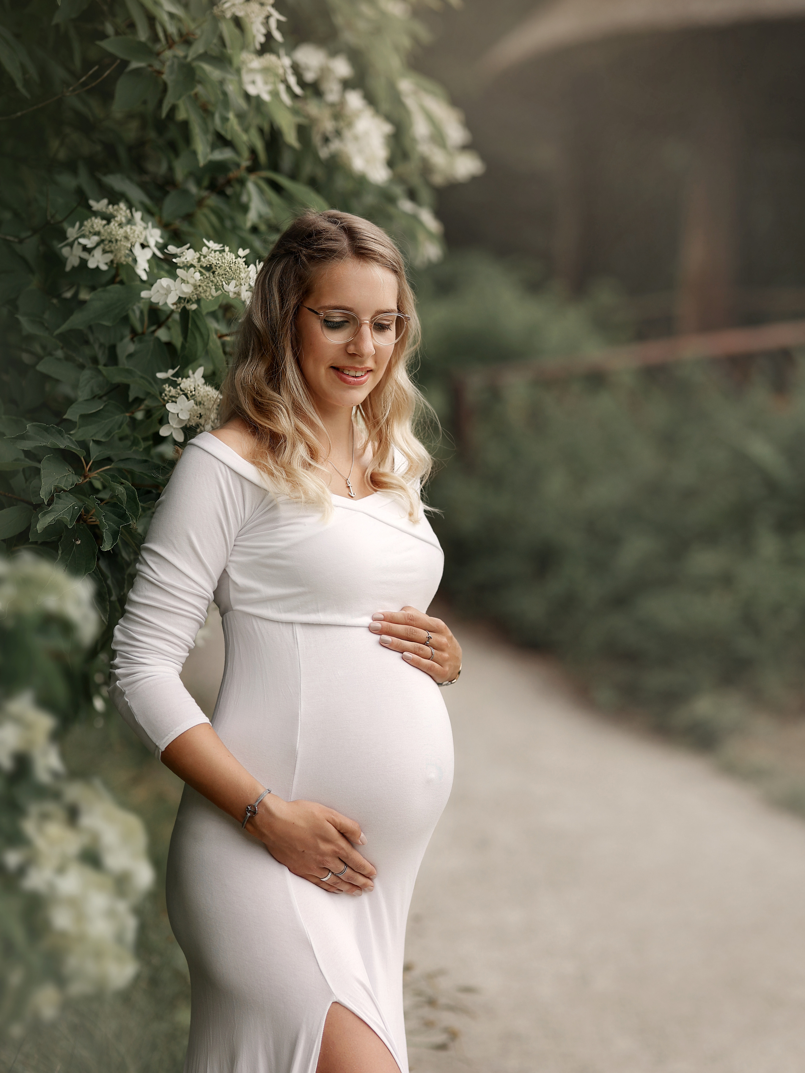 Babybauchshooting Schwangerschaftsfotografie Norden Aurich Emden. Familien- Fotografin in Marienhafe, Aurich, Emden, Norden, Leer