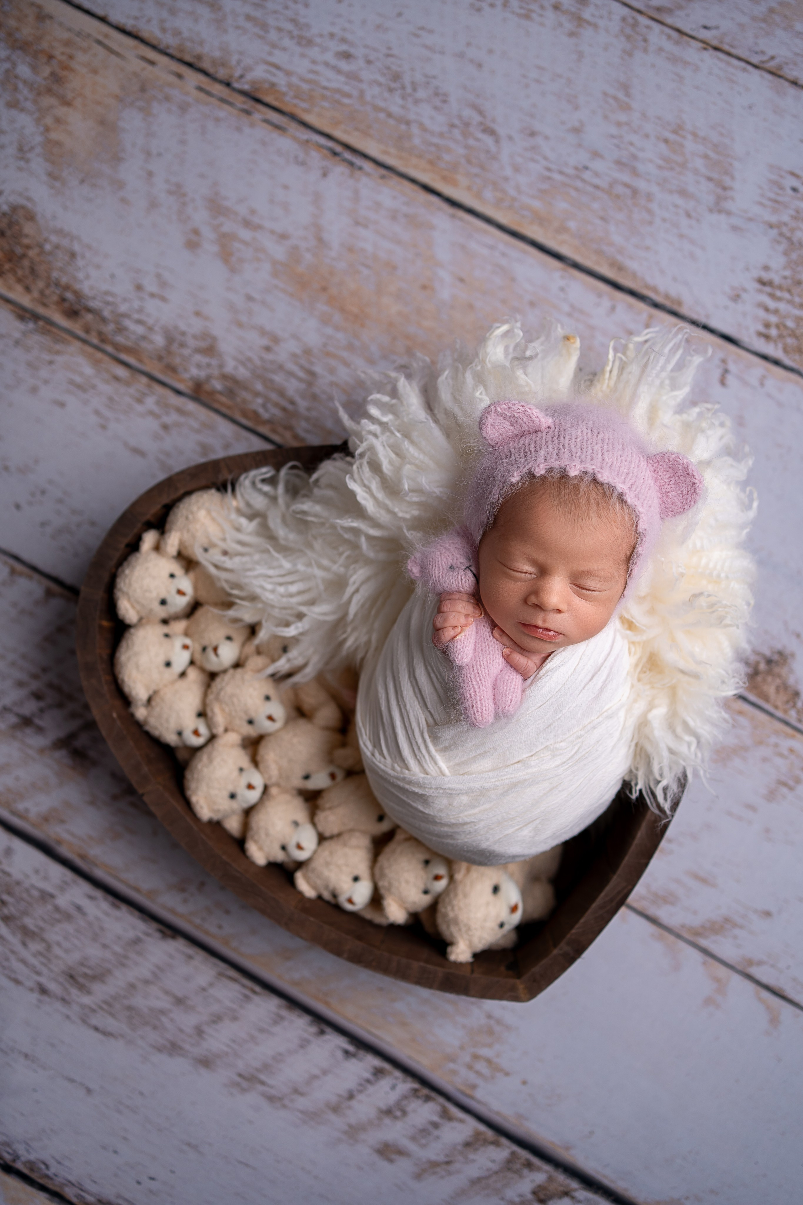 Neugeborenenfotos in Berlin – Studio oder bei Ihnen zu Hause