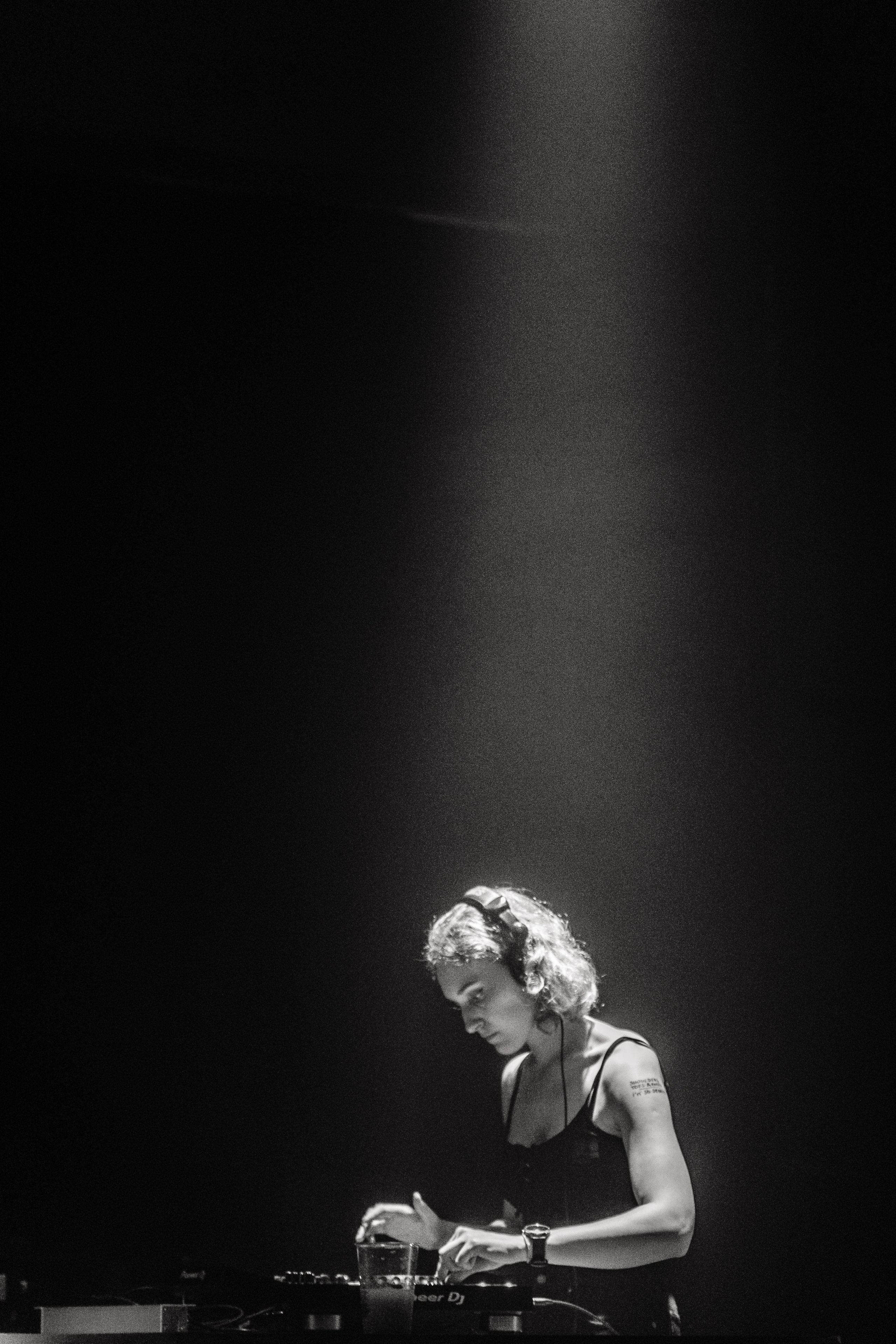 Services. Sandra Garanca Portrait and event photographer