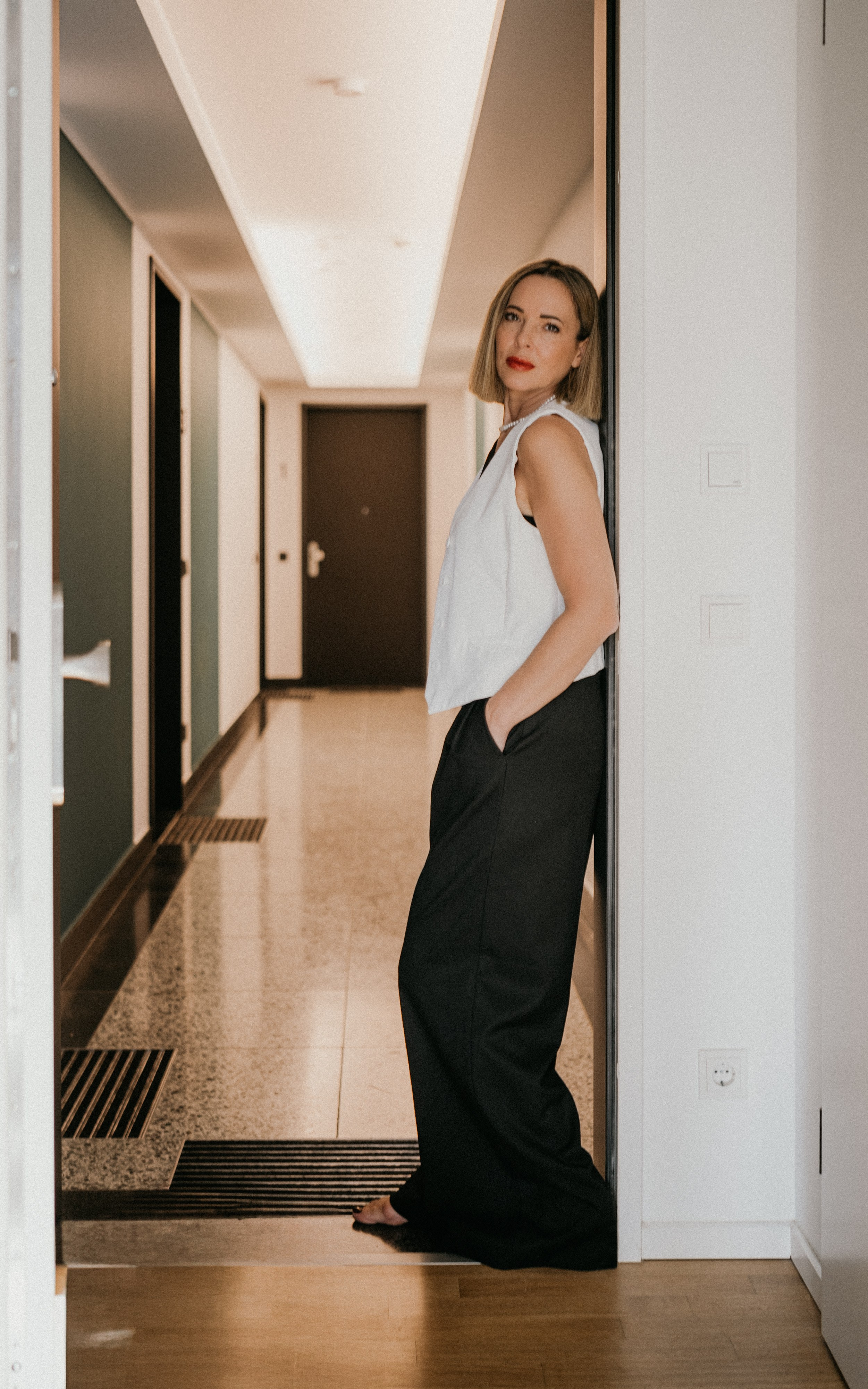 KIRA. Portrait photographer in Germany and all over Europe Mischa Blank