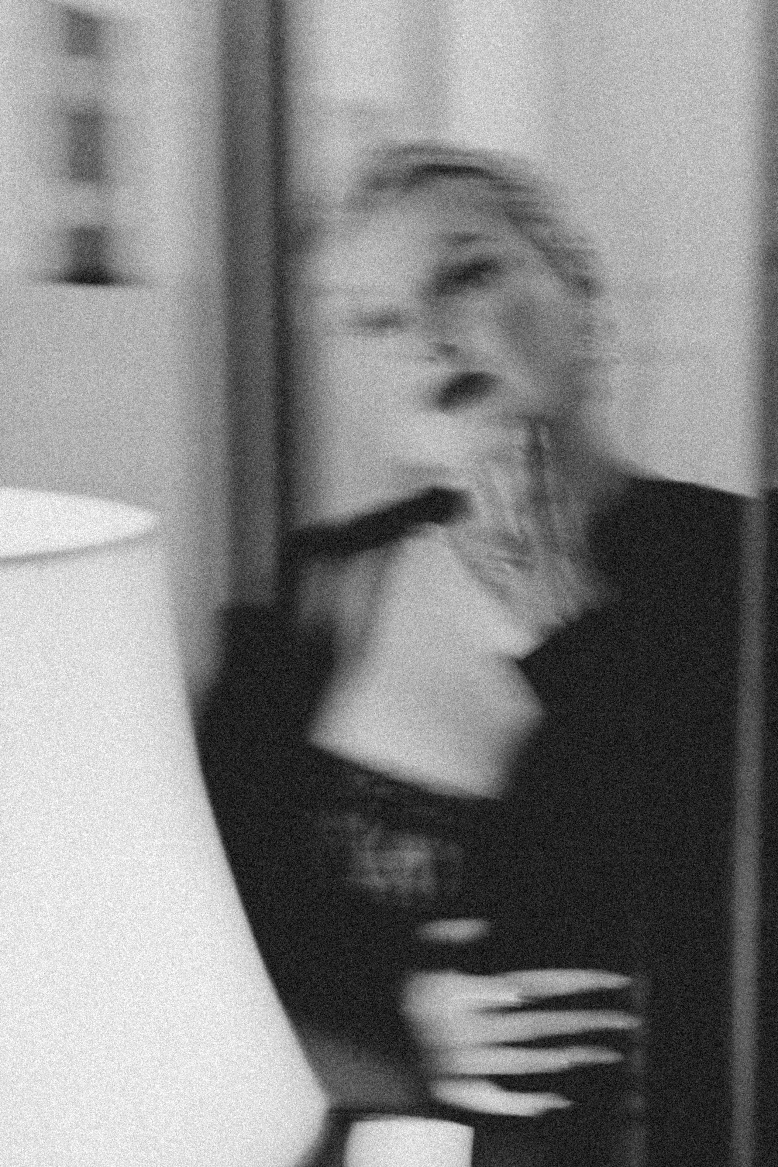 Luxury Boudoir Photography NYC | Four Seasons Hotel Photo Sessions. Videographer and photographer in New York // MAKAROV.VIDEO