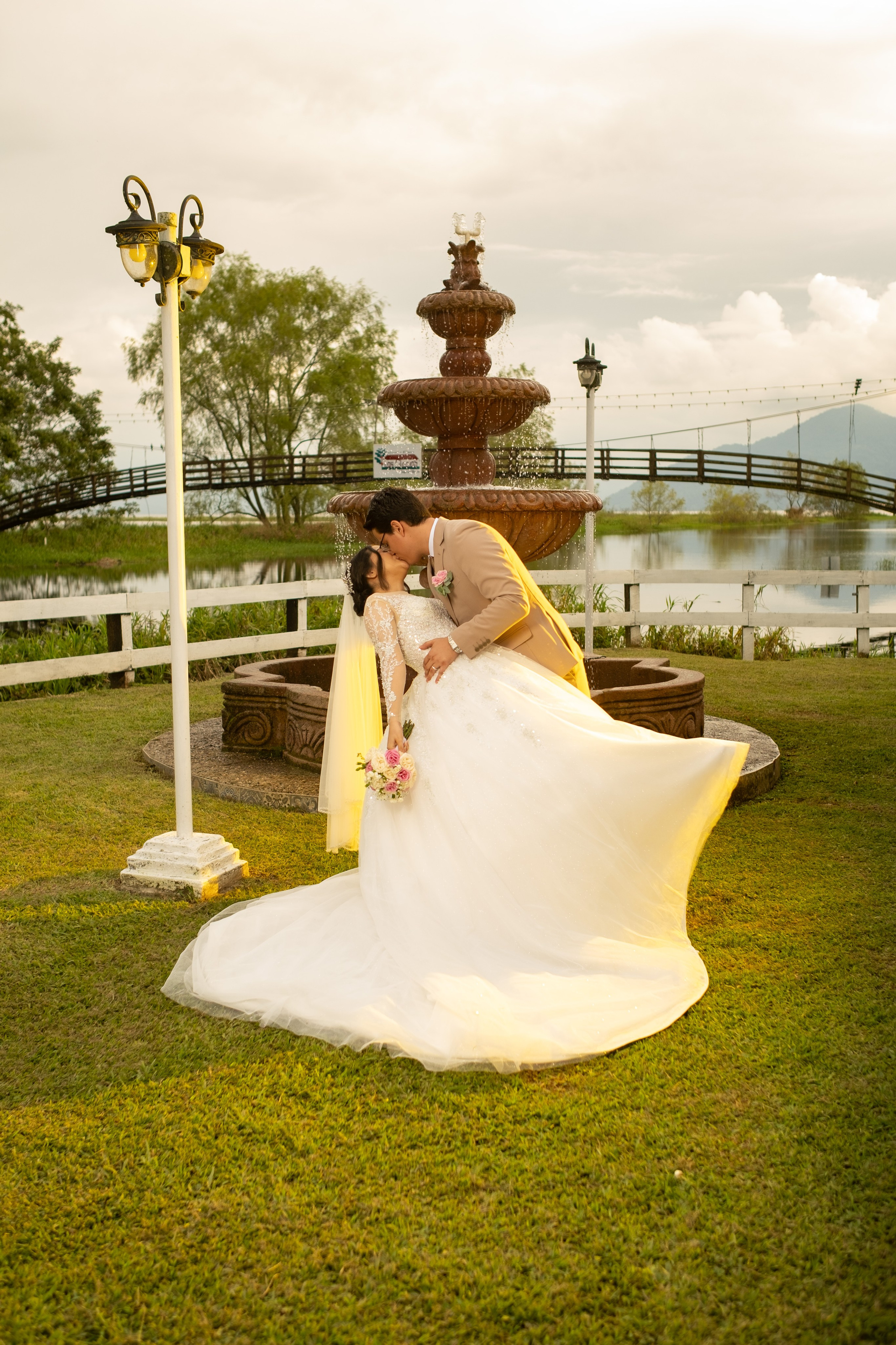 Abi & Gio. Daniel Brand | Fotografía de Bodas y Comercial en Honduras